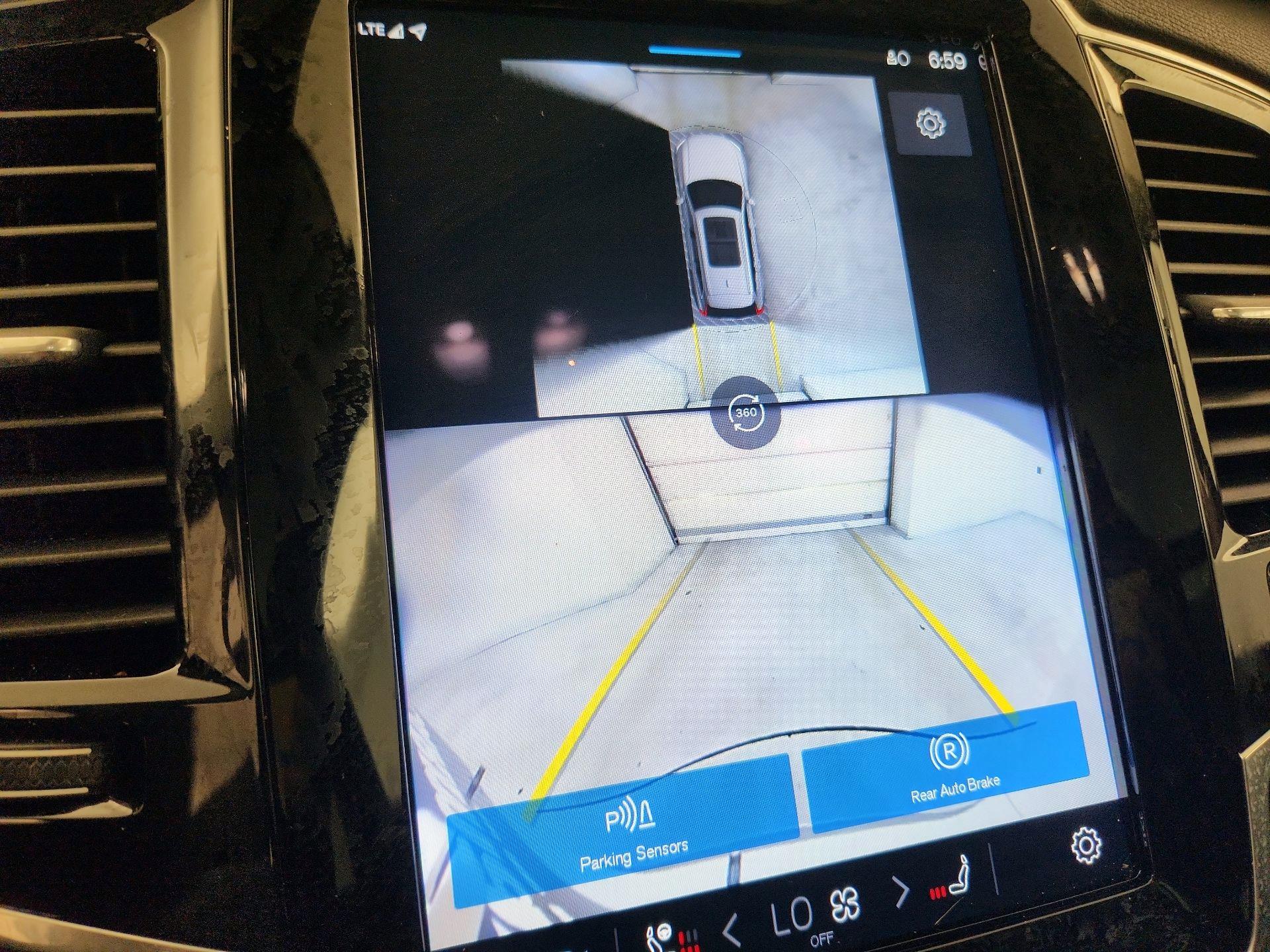 Thumbnail: 2024 Volvo XC90 - 15