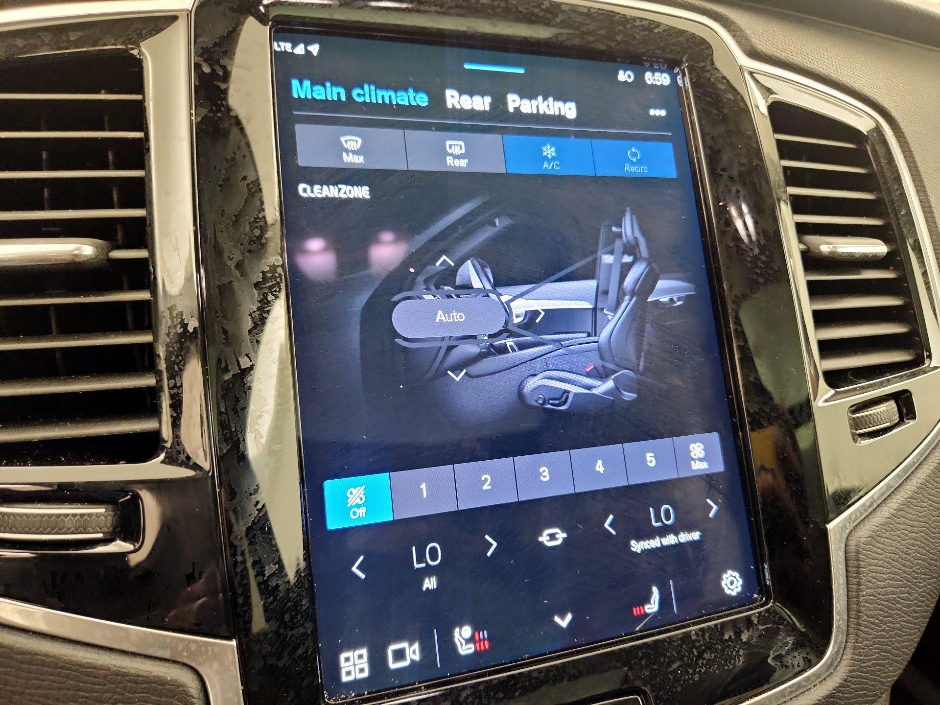 Thumbnail: 2024 Volvo XC90 - 17