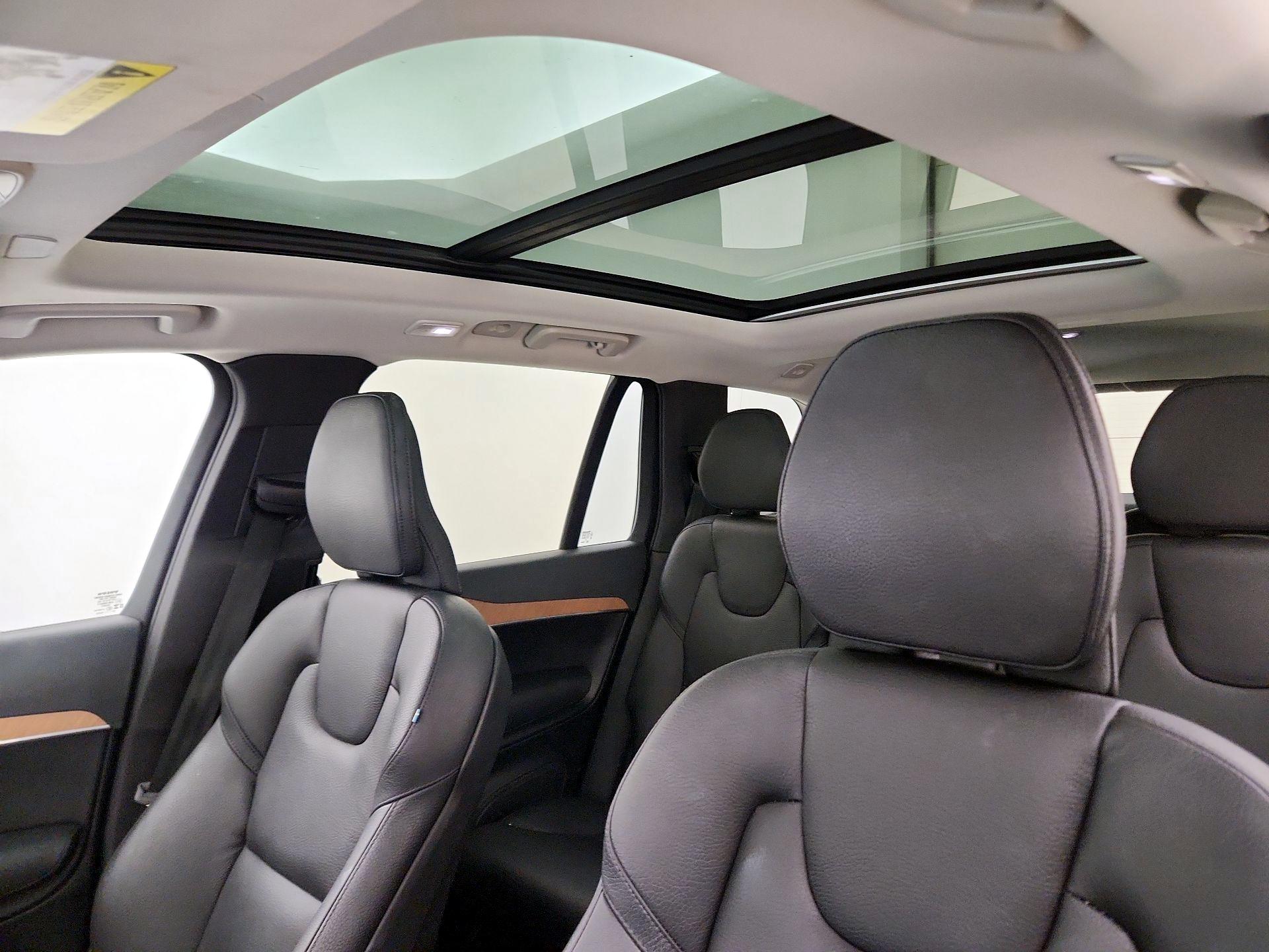 Thumbnail: 2024 Volvo XC90 - 20