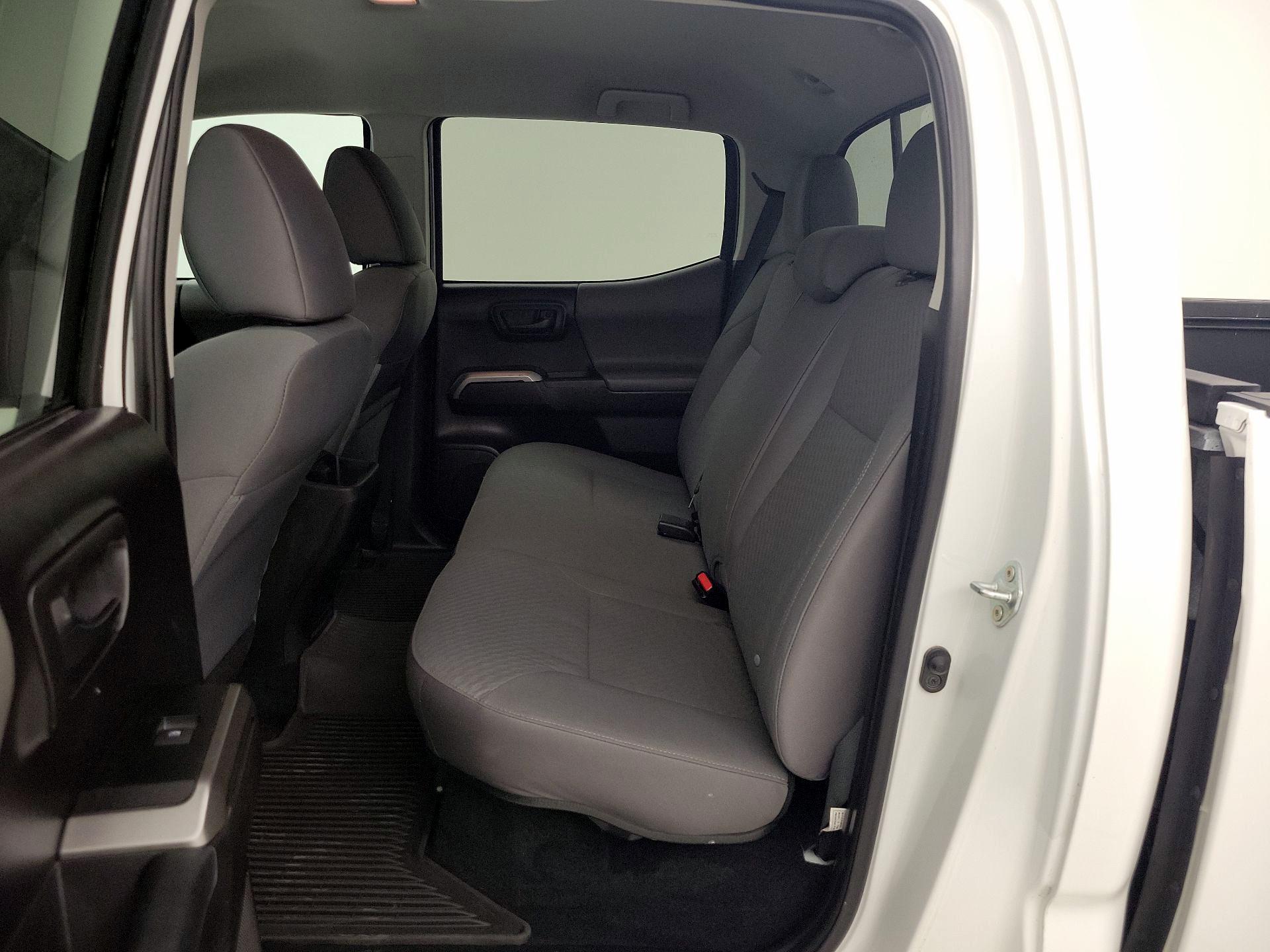 Thumbnail: 2021 Toyota Tacoma - 19