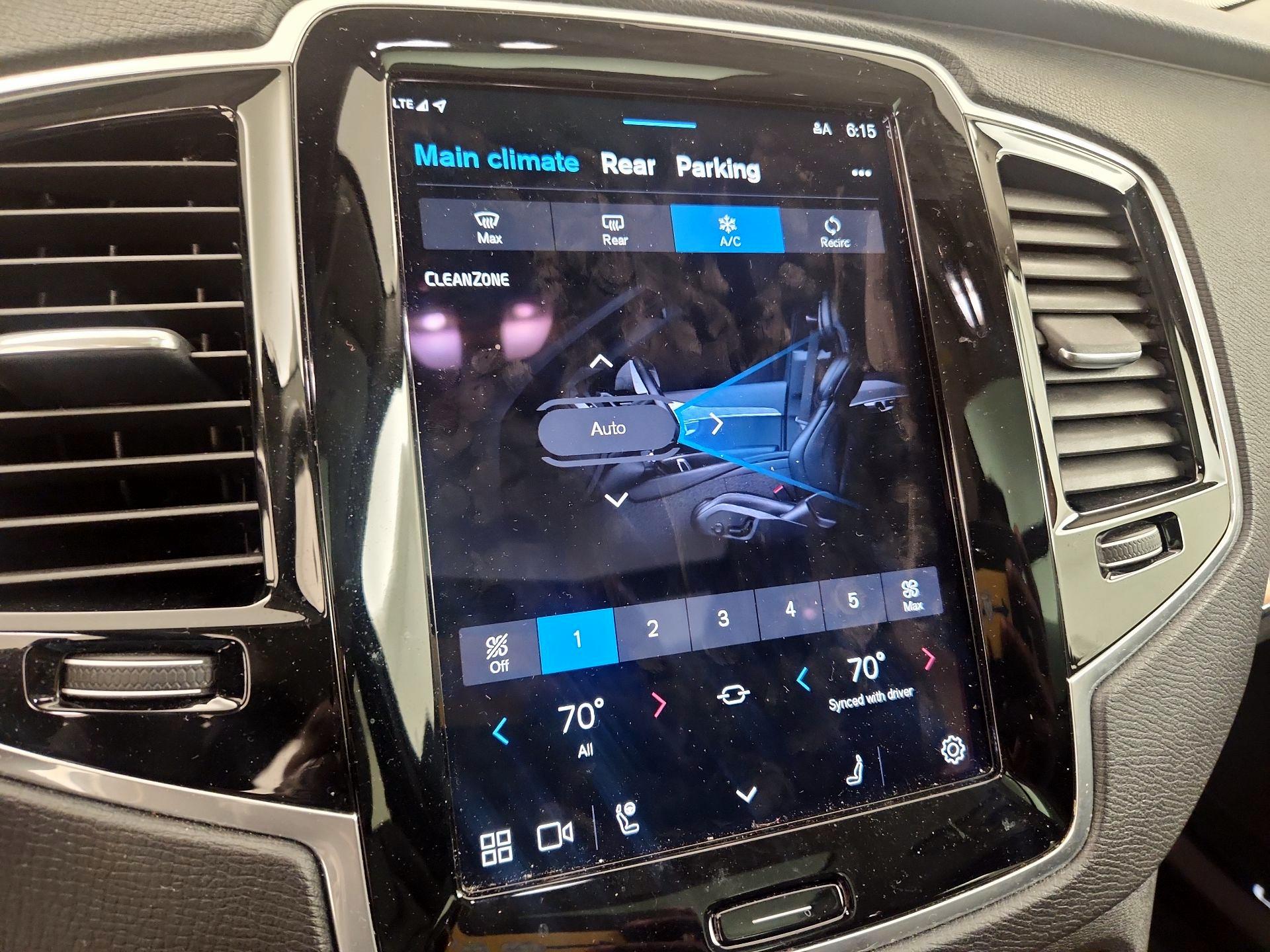 Thumbnail: 2024 Volvo XC90 - 17