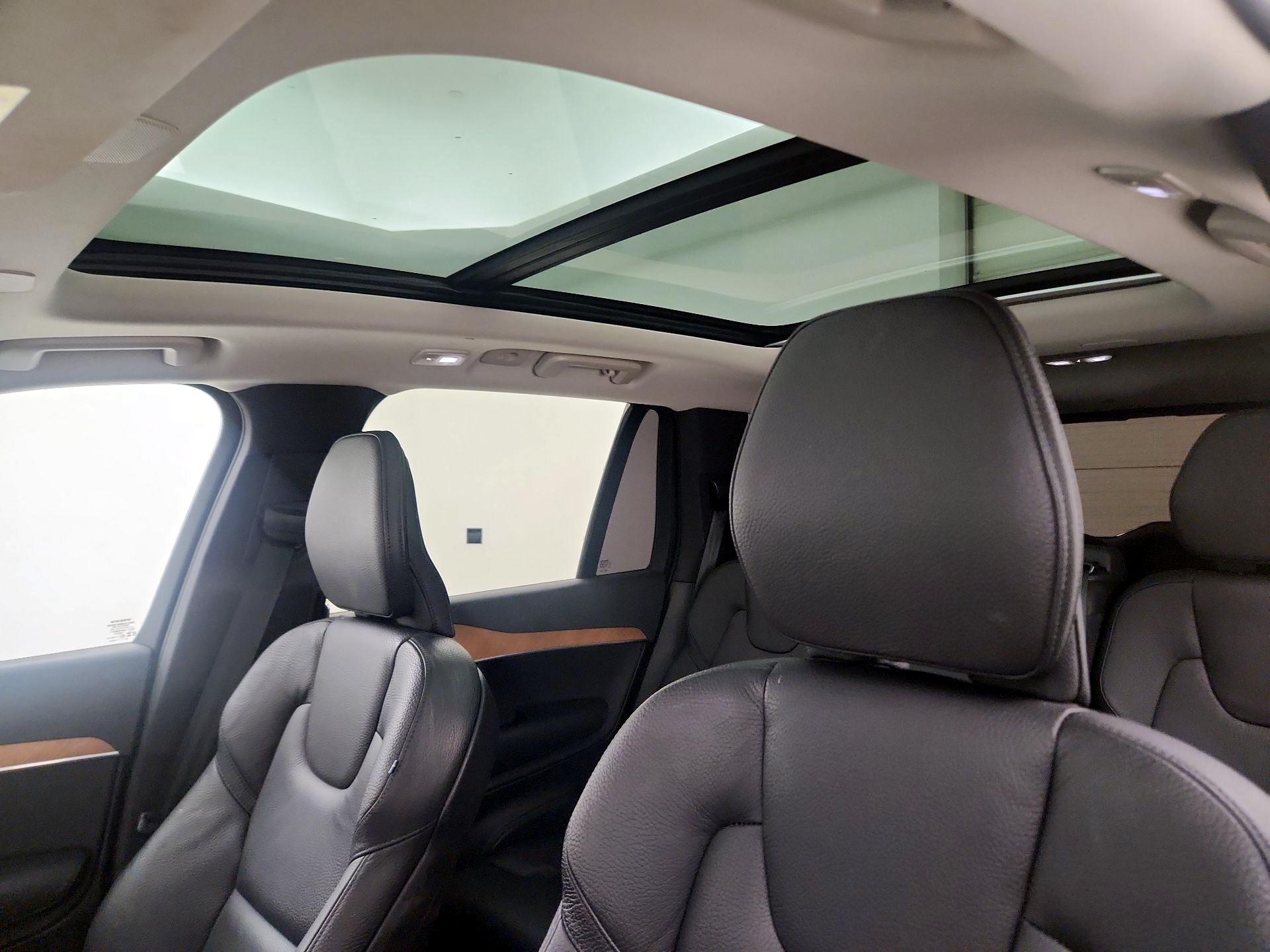 Thumbnail: 2024 Volvo XC90 - 20