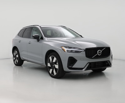 2024 Volvo XC60 Recharge PHEV T8 Plus Dark Theme