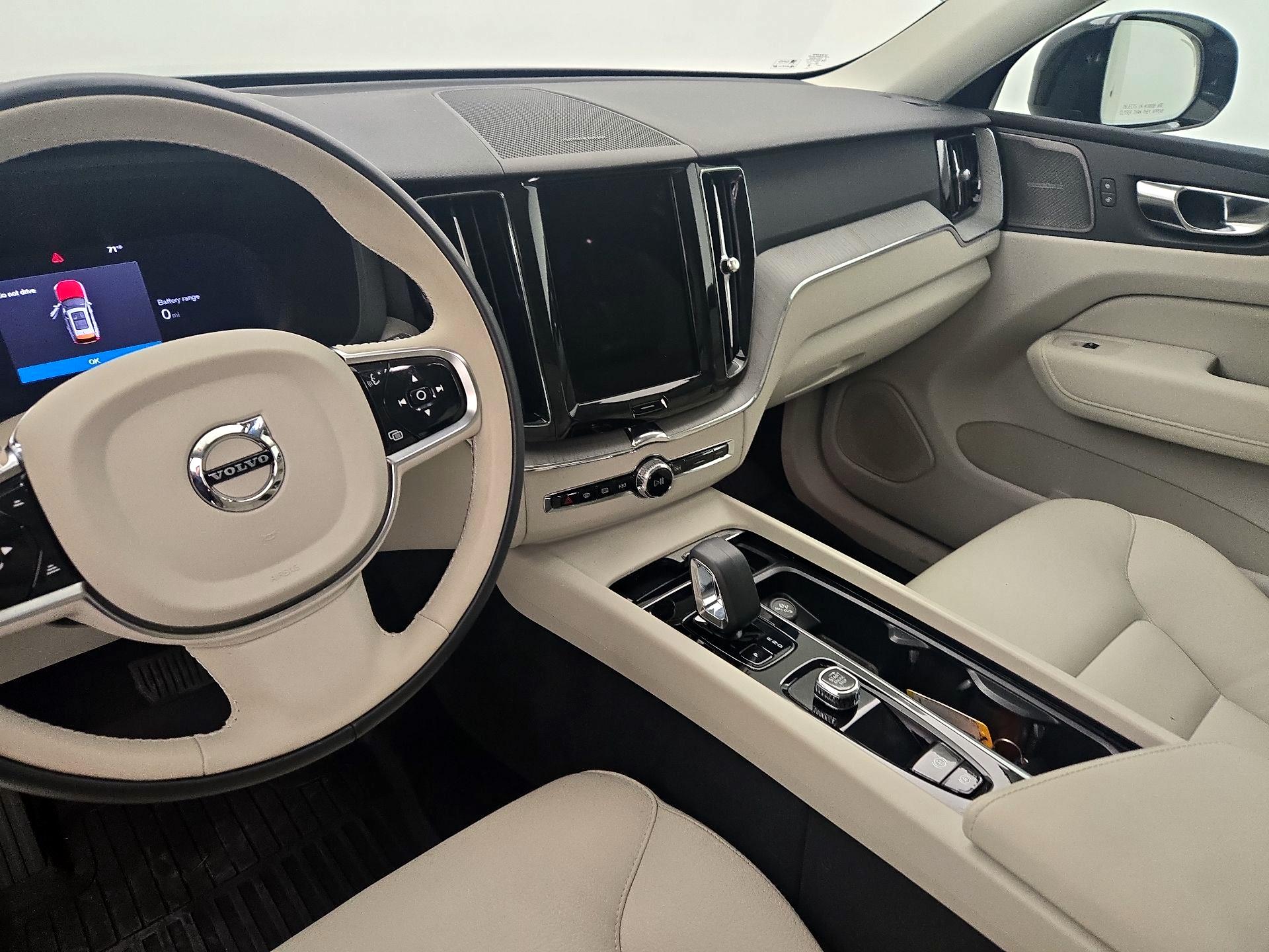 Thumbnail: 2024 Volvo XC60 - 9