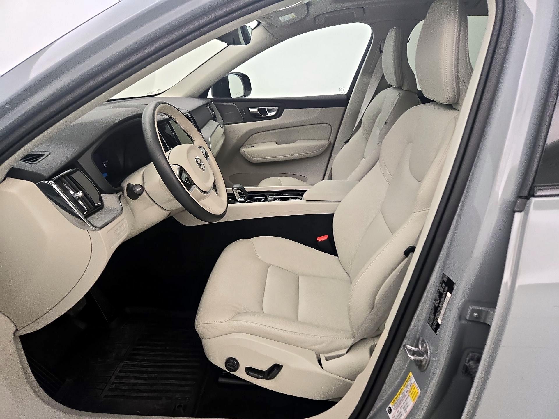 Thumbnail: 2024 Volvo XC60 - 11