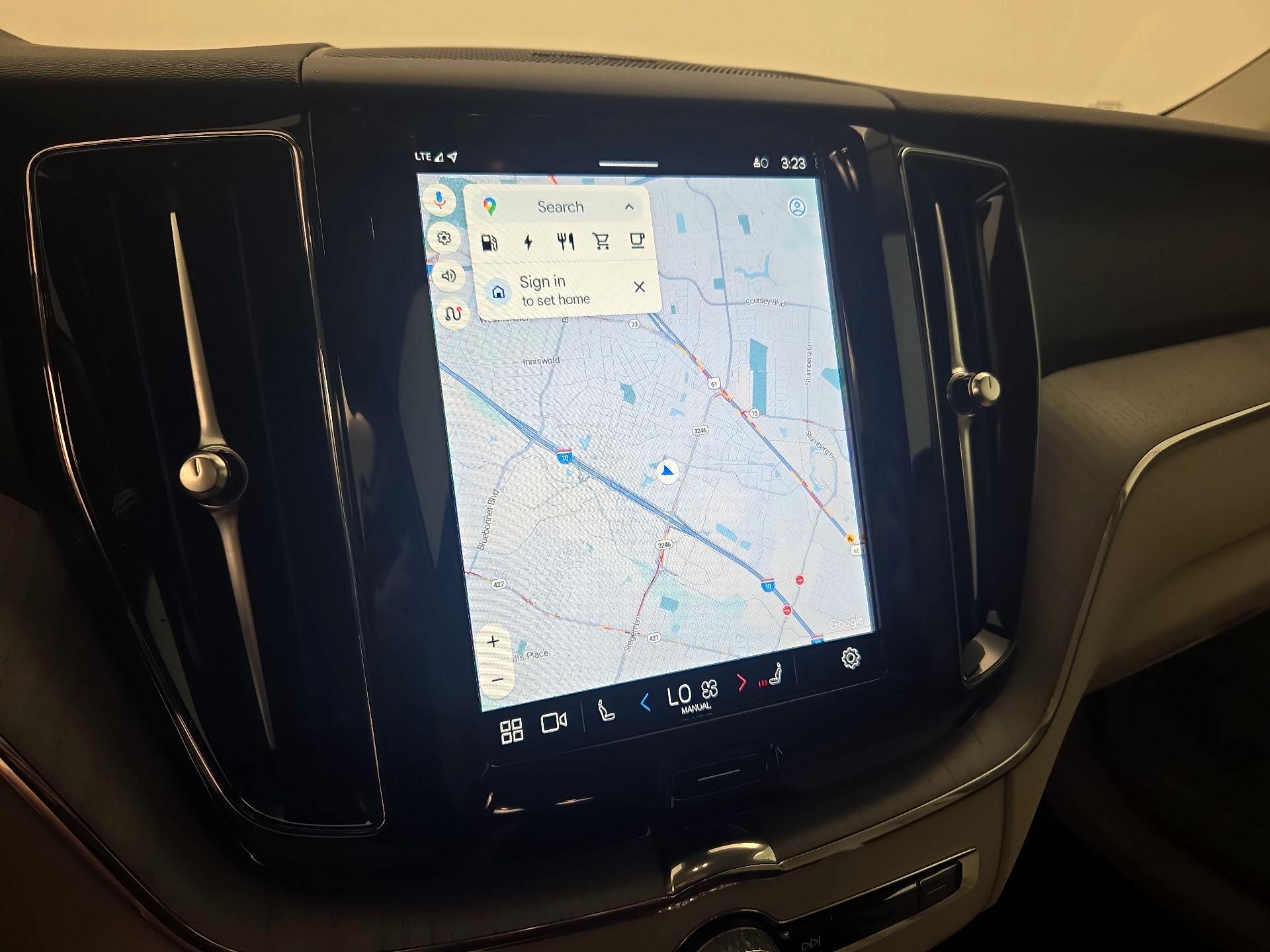 Thumbnail: 2024 Volvo XC60 - 14