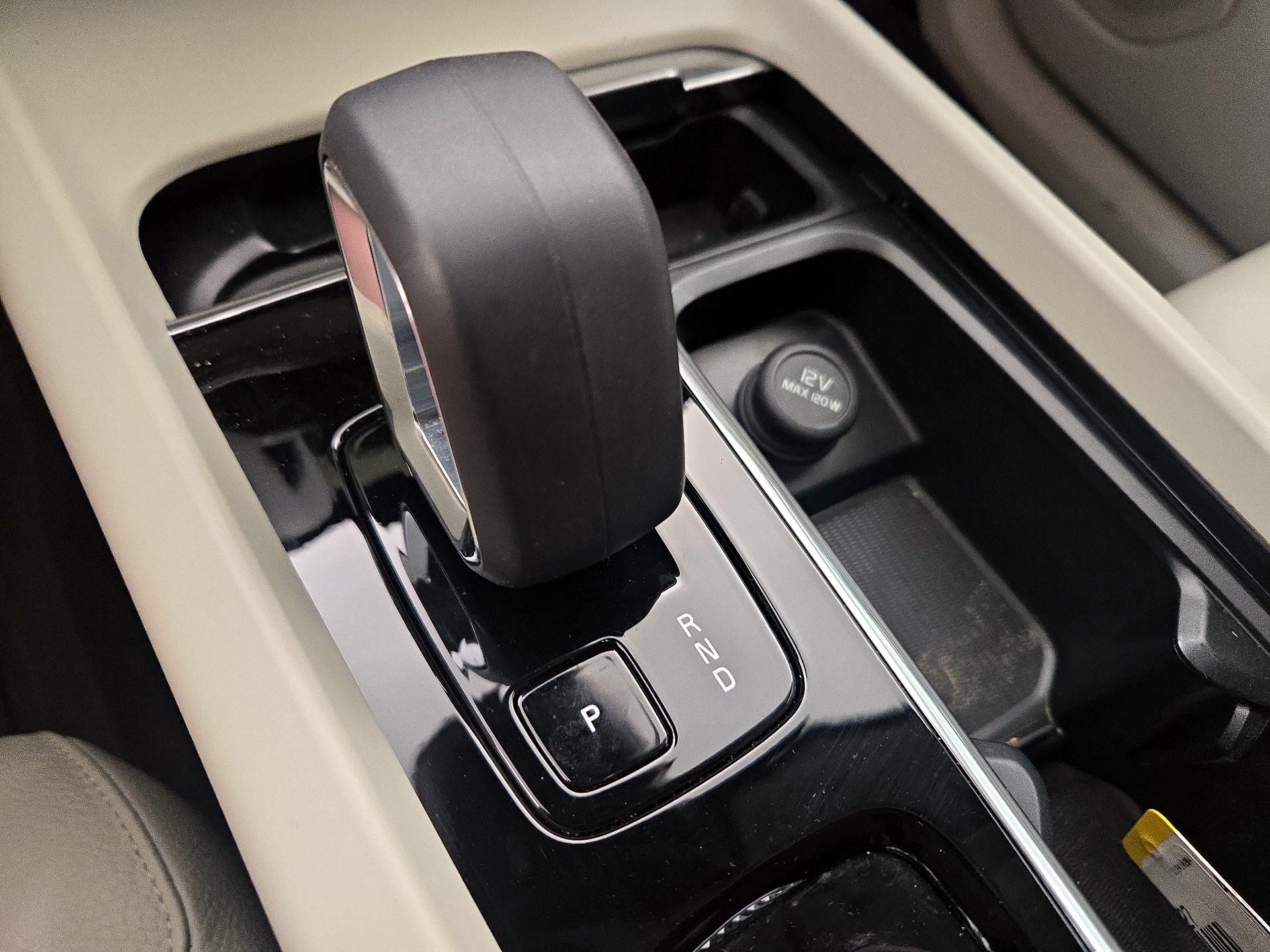 Thumbnail: 2024 Volvo XC60 - 18