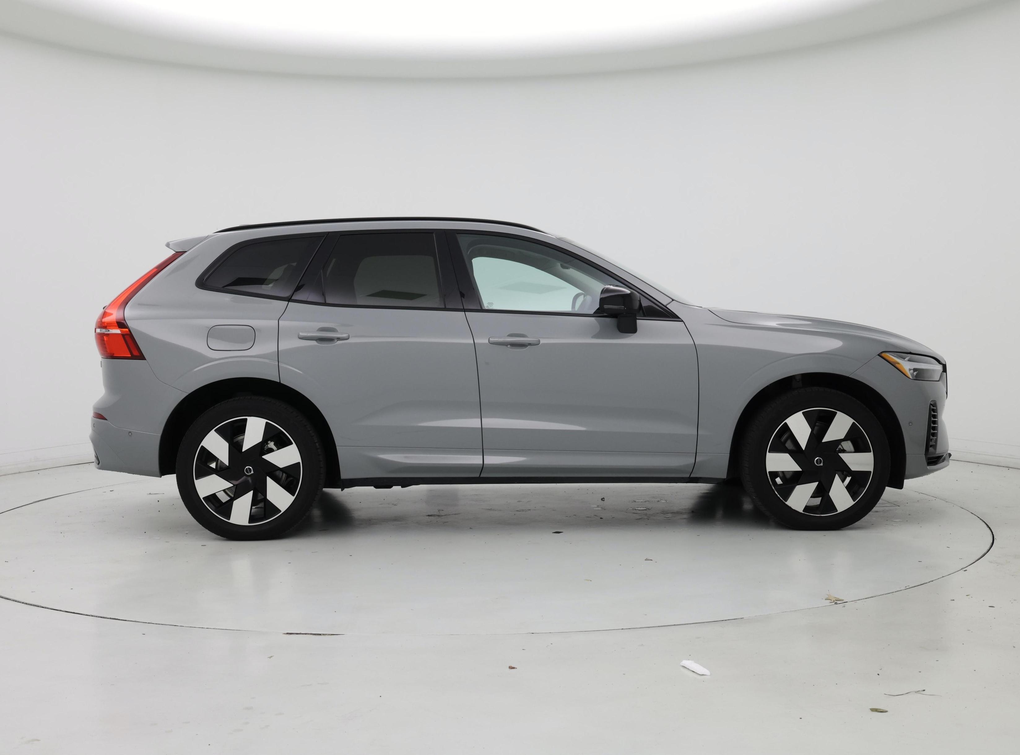 Thumbnail: 2024 Volvo XC60 - 7