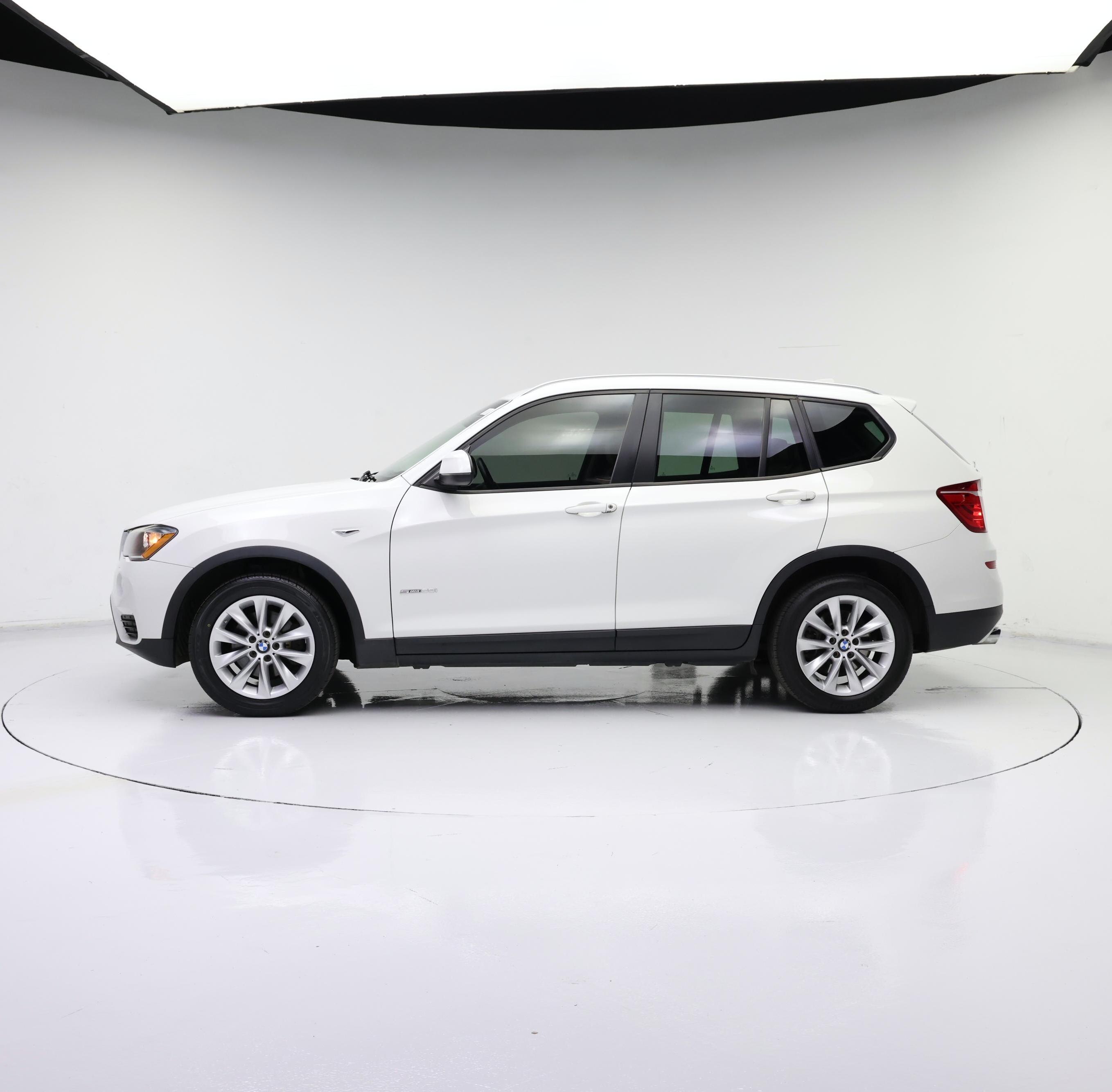 Thumbnail: 2017 BMW X3 - 3