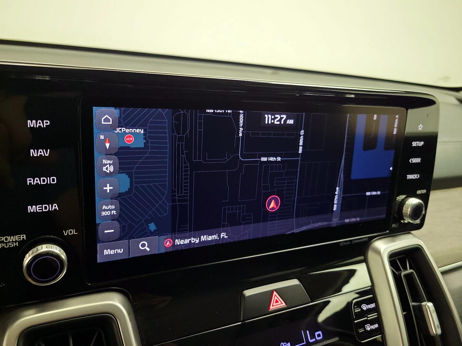 Thumbnail: 2023 Kia Sorento - 14