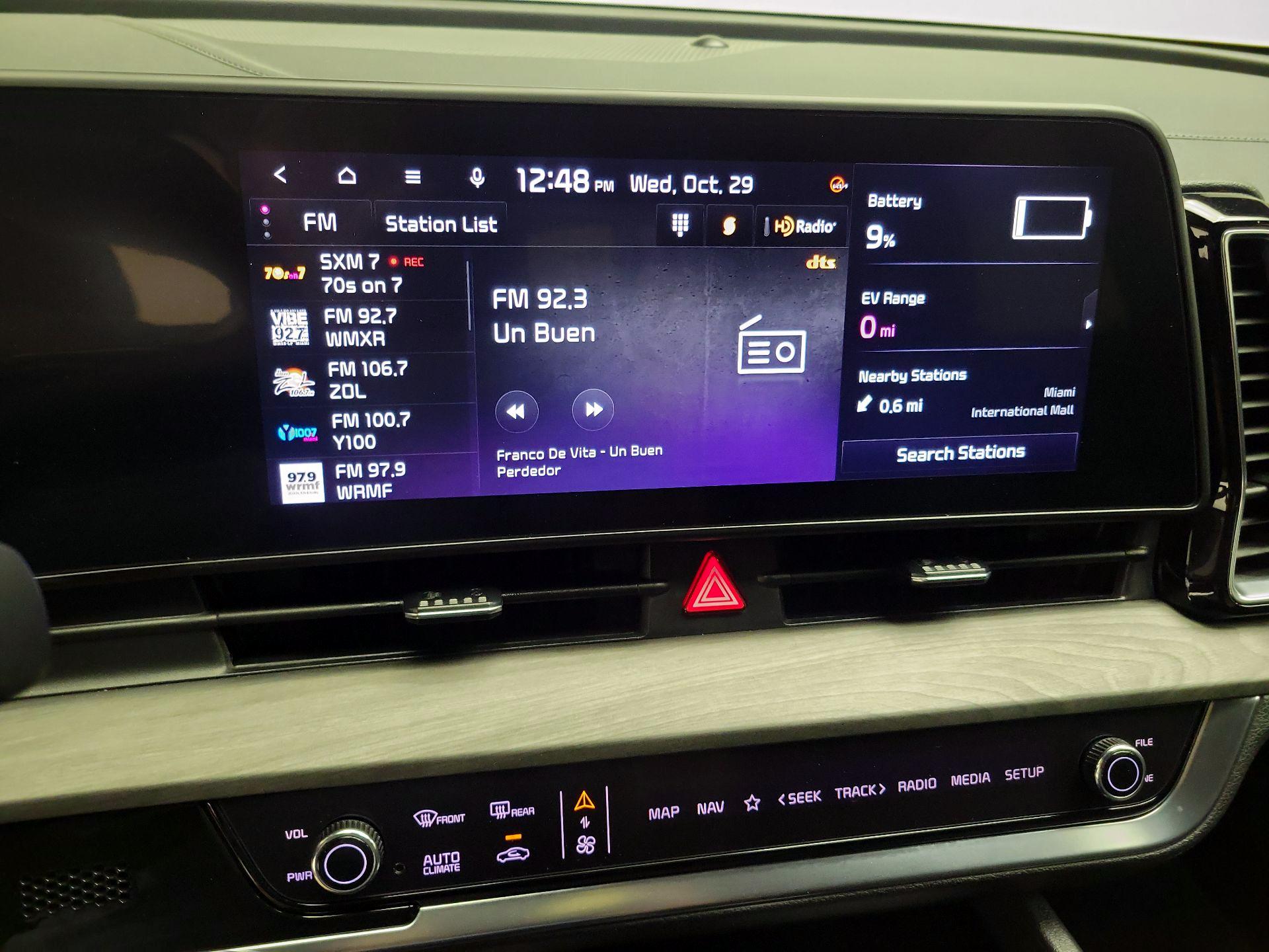 Thumbnail: 2023 Kia Sportage - 16