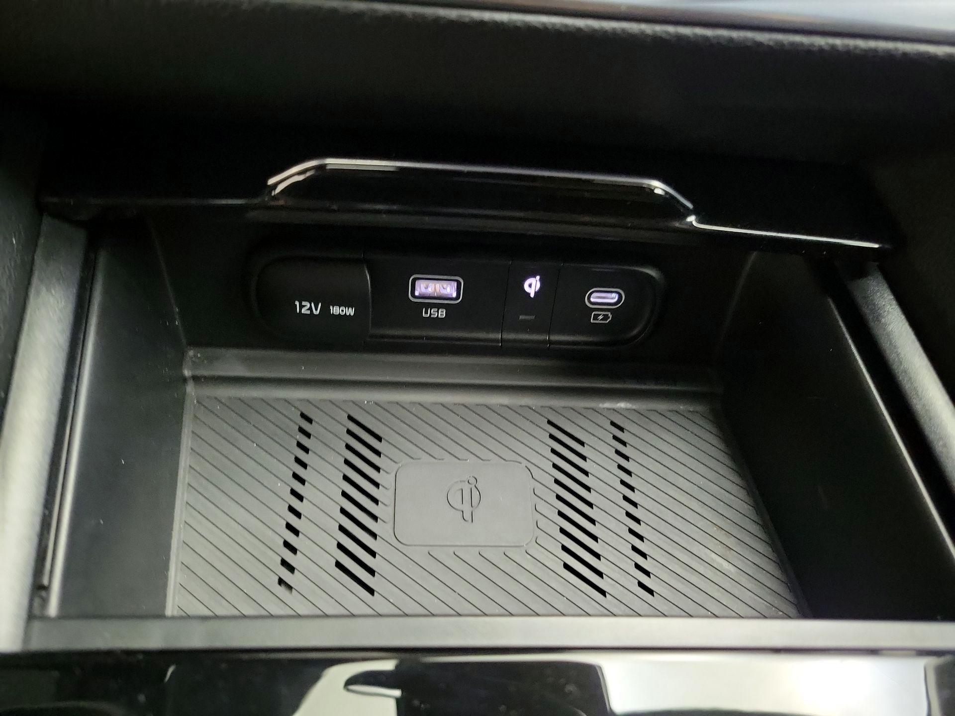 Thumbnail: 2023 Kia Sportage - 19