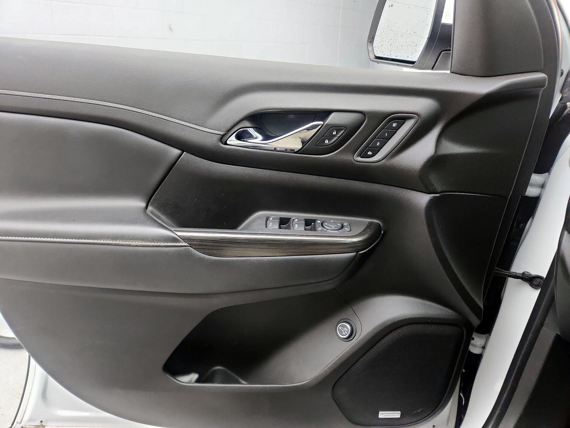 Thumbnail: 2022 GMC Acadia - 12