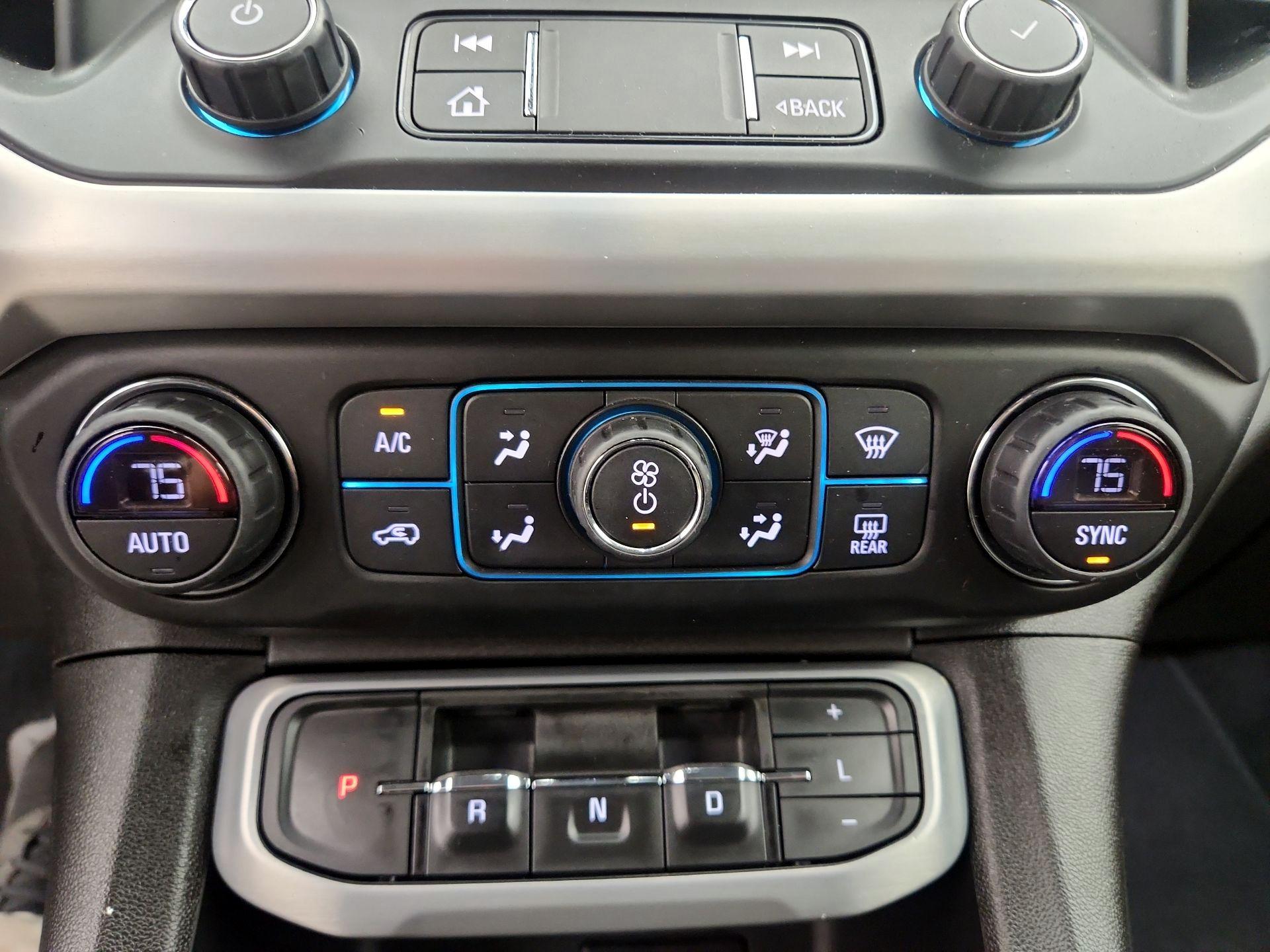 Thumbnail: 2022 GMC Acadia - 17