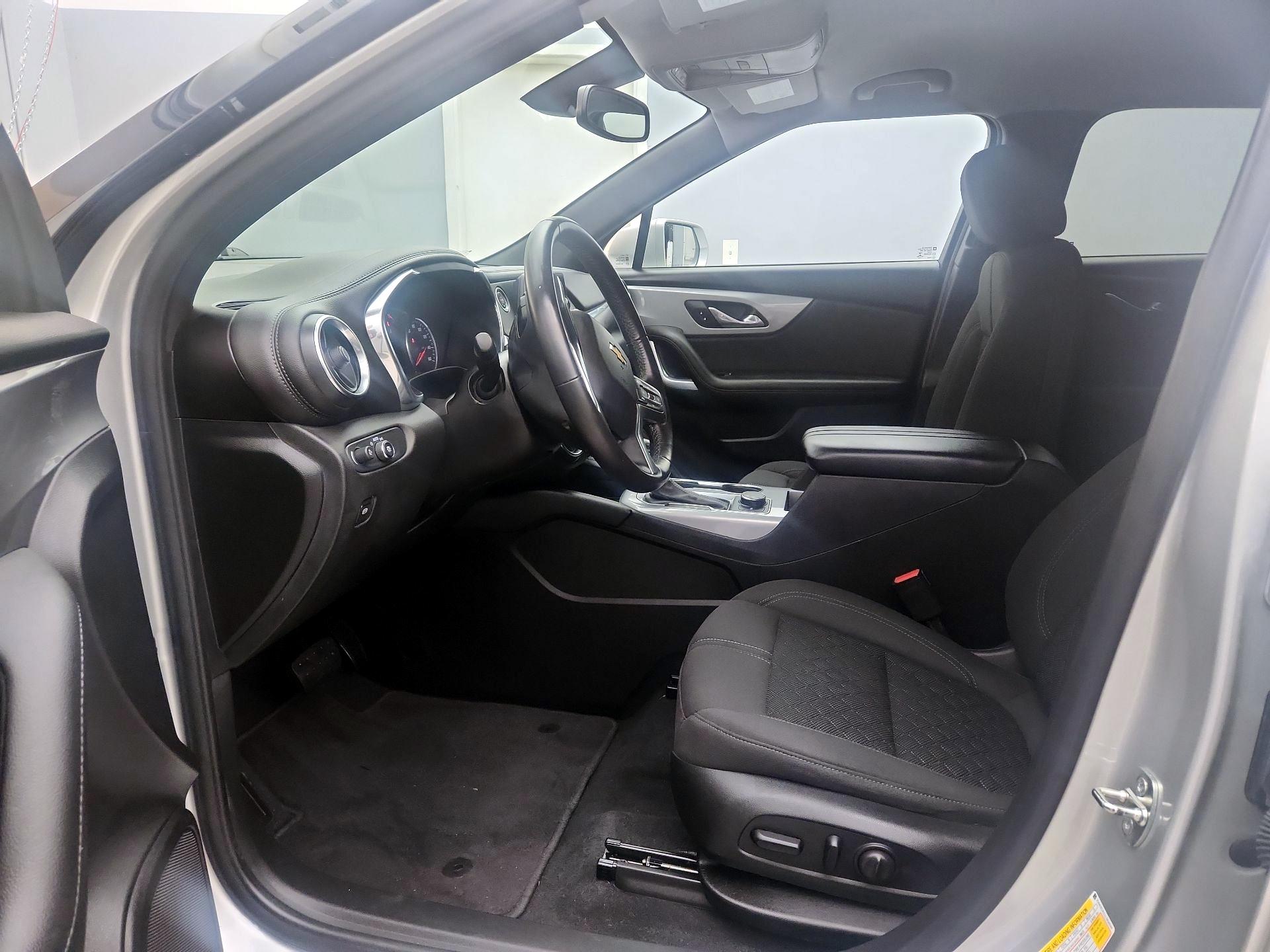 Thumbnail: 2020 Chevrolet Blazer - 11