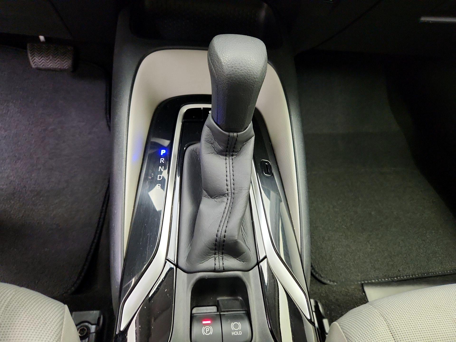 Thumbnail: 2022 Toyota Corolla - 17