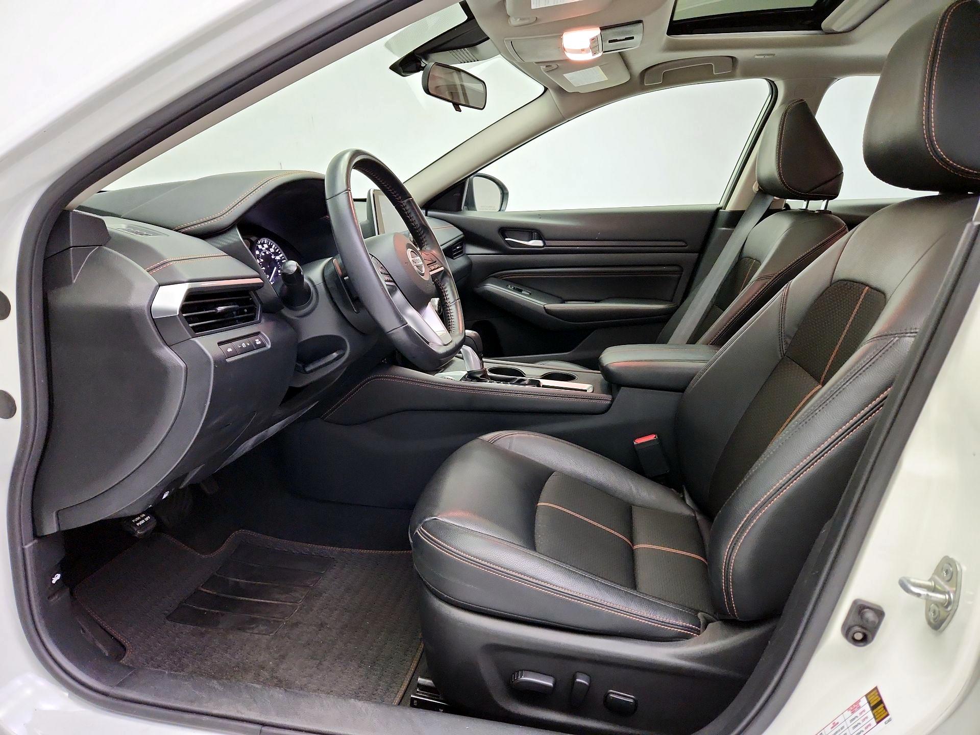 Thumbnail: 2022 Nissan Altima - 11