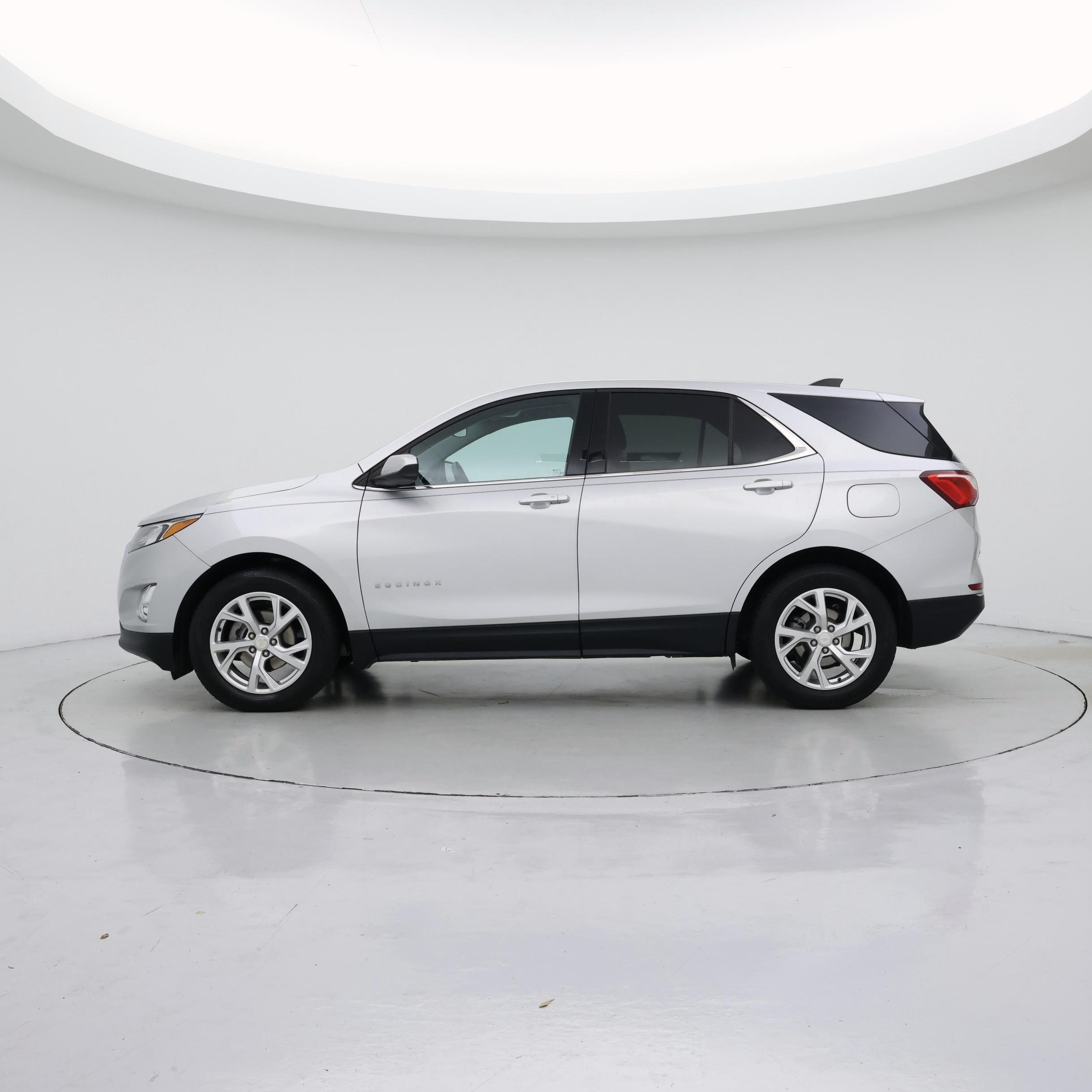 Thumbnail: 2020 Chevrolet Equinox - 3