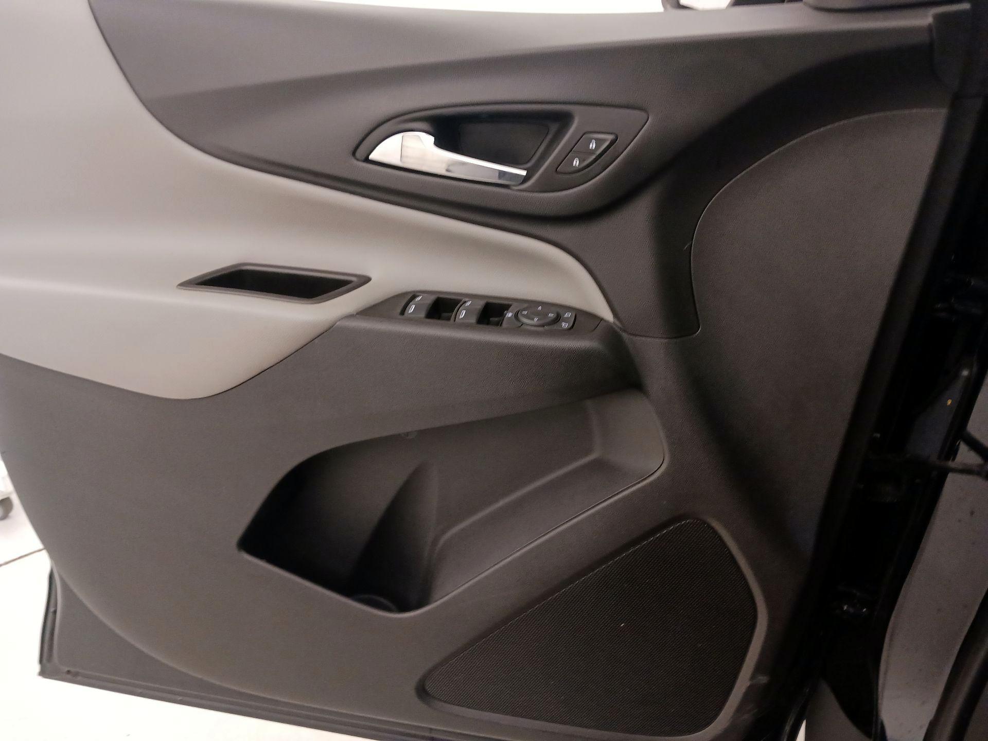 Thumbnail: 2021 Chevrolet Equinox - 12