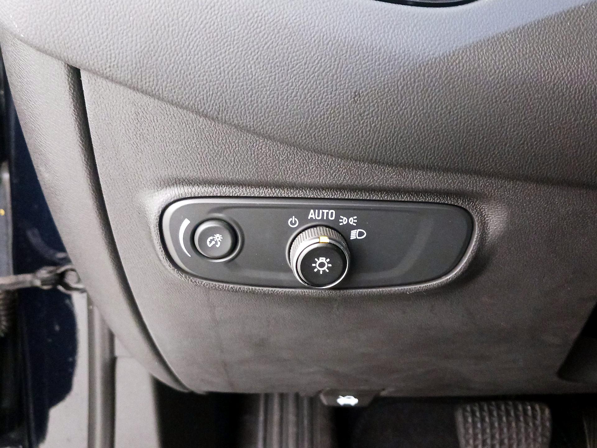 Thumbnail: 2021 Chevrolet Equinox - 13