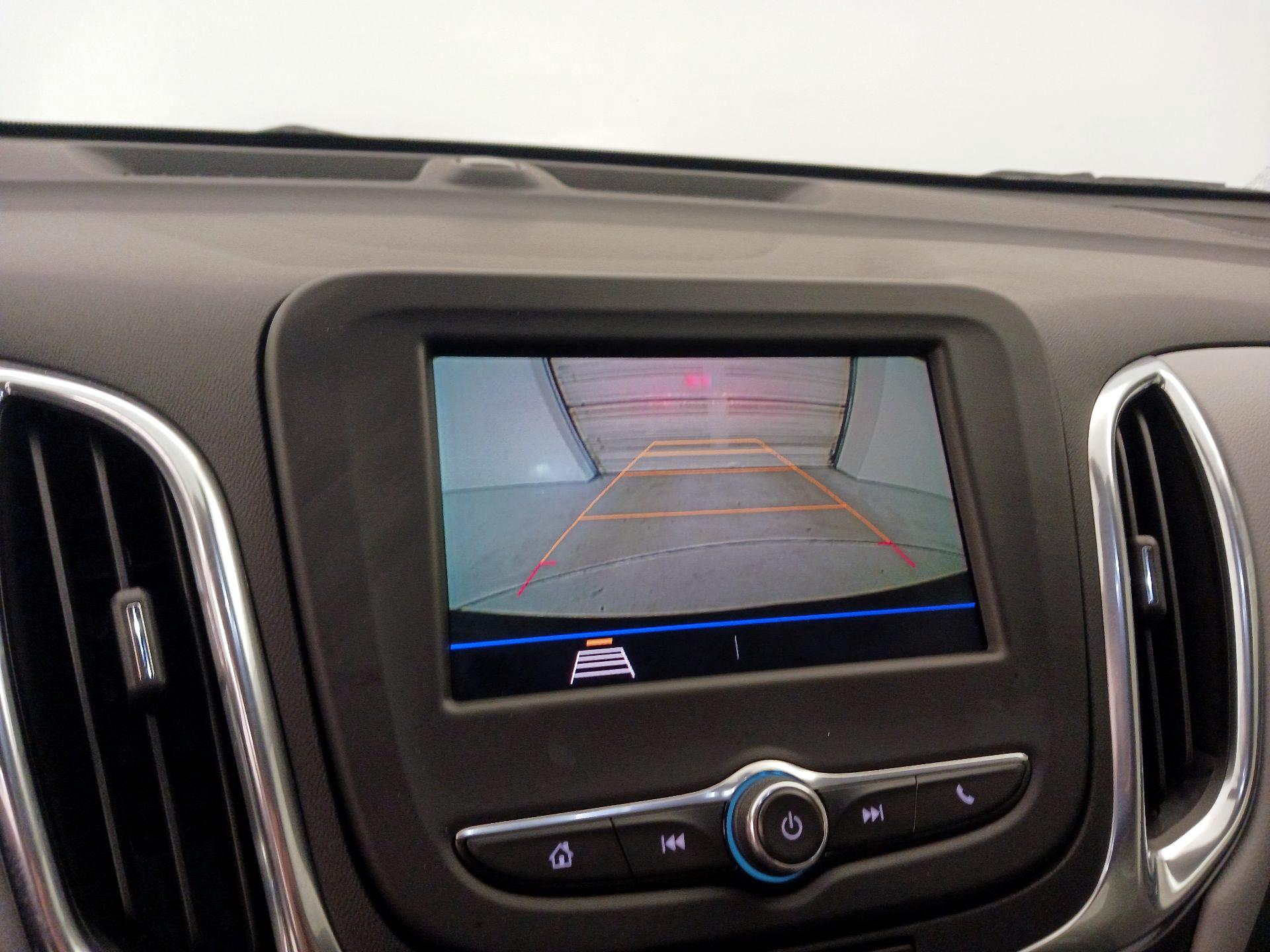 Thumbnail: 2021 Chevrolet Equinox - 14