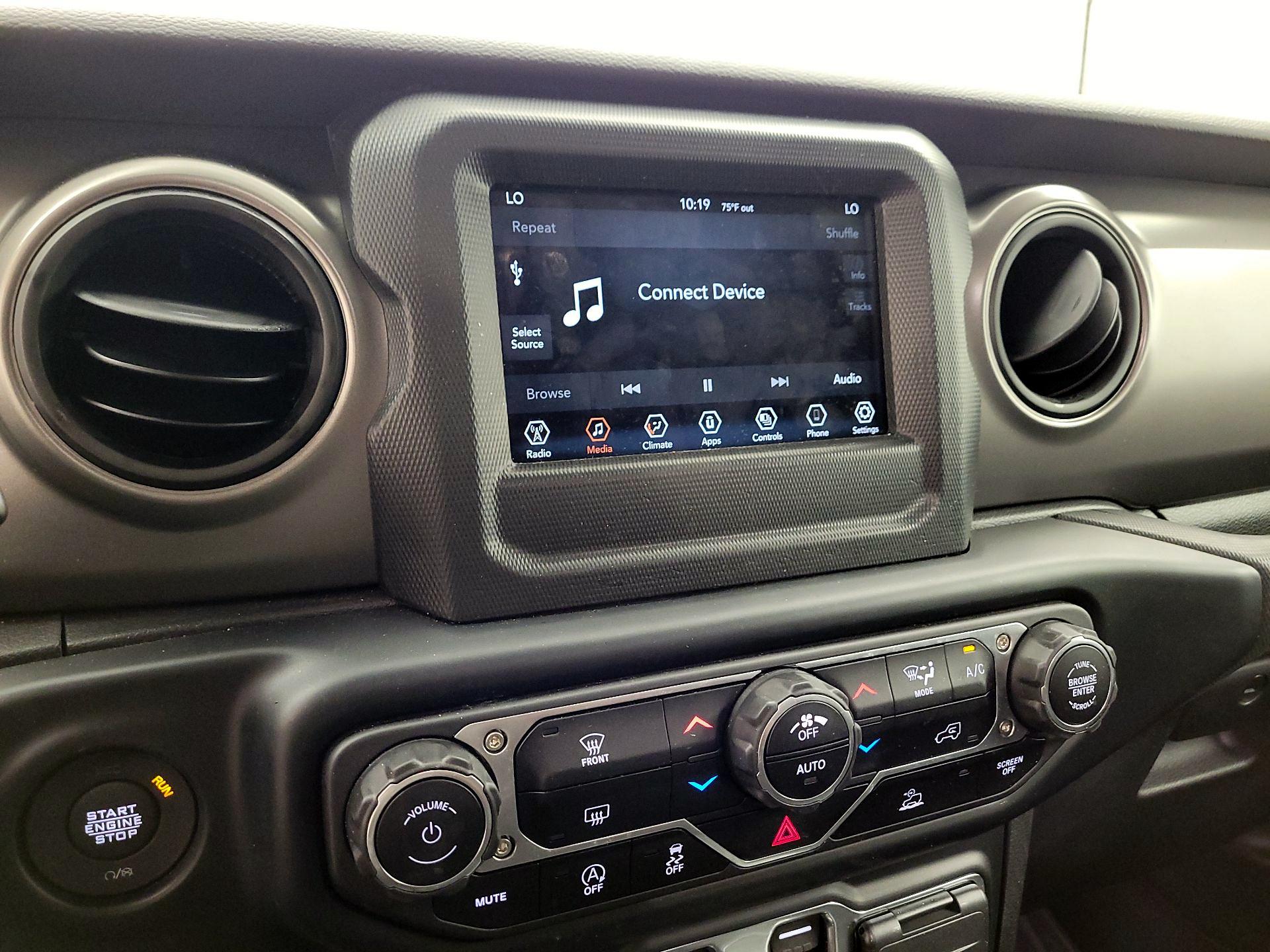 Thumbnail: 2023 Jeep Gladiator - 15