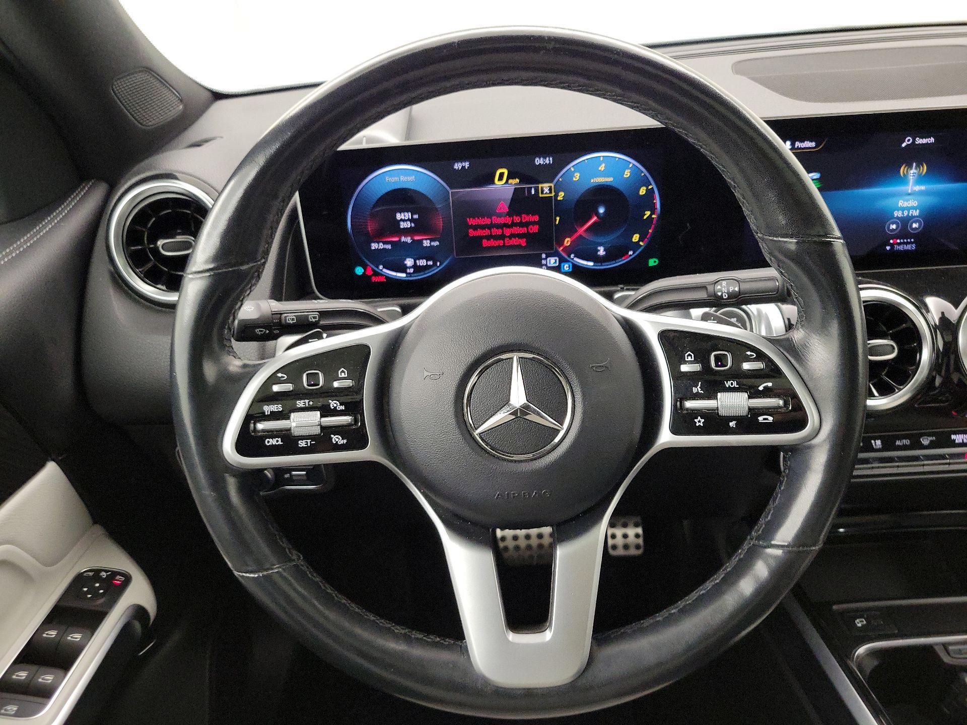 Thumbnail: 2021 Mercedes-Benz GLB - 10