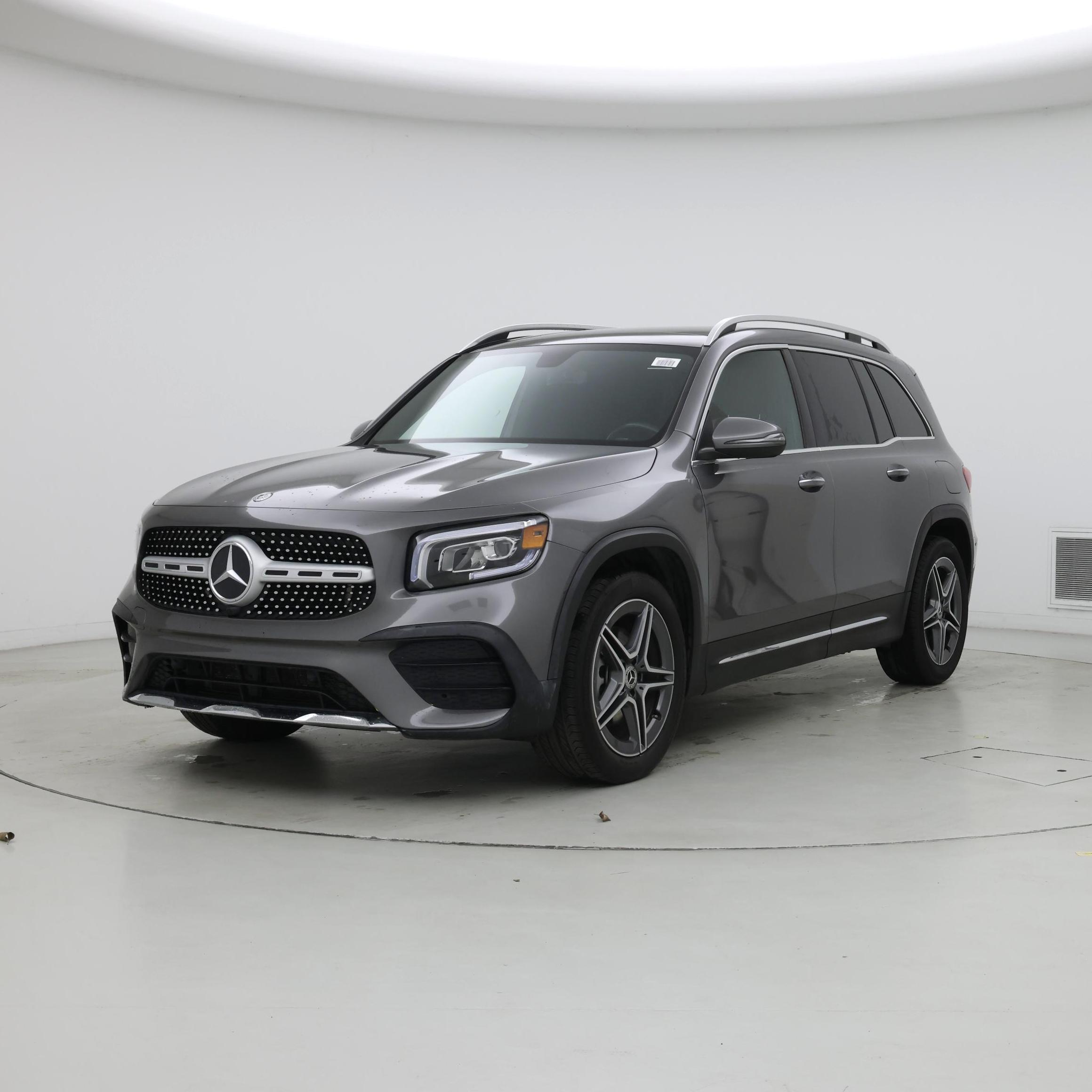 Thumbnail: 2021 Mercedes-Benz GLB - 4