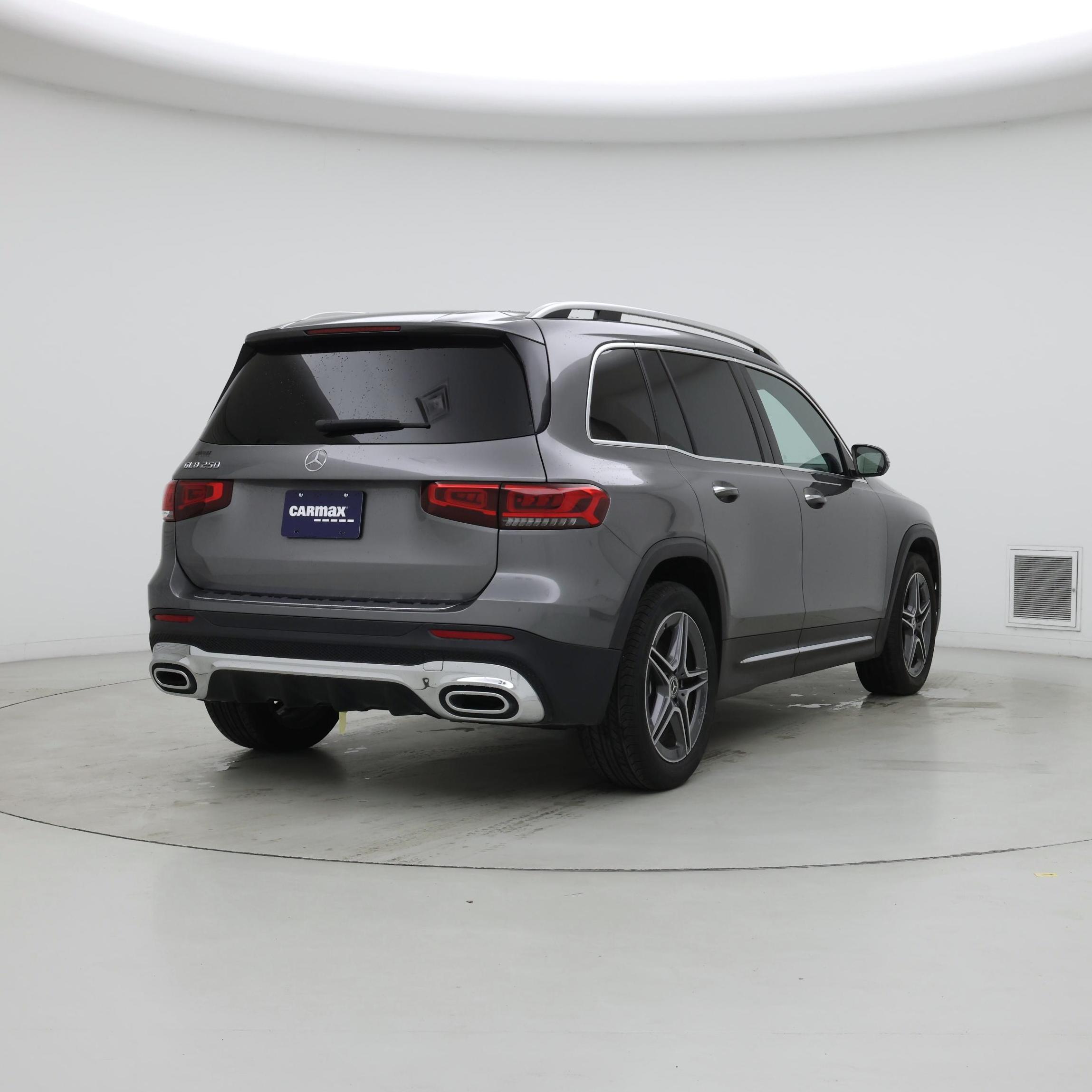 Thumbnail: 2021 Mercedes-Benz GLB - 8