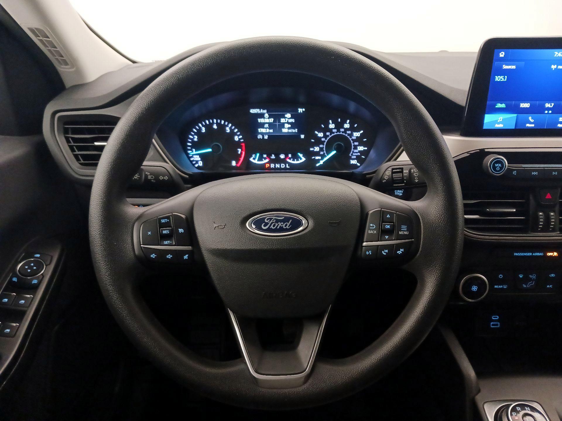 Thumbnail: 2022 Ford Escape - 10