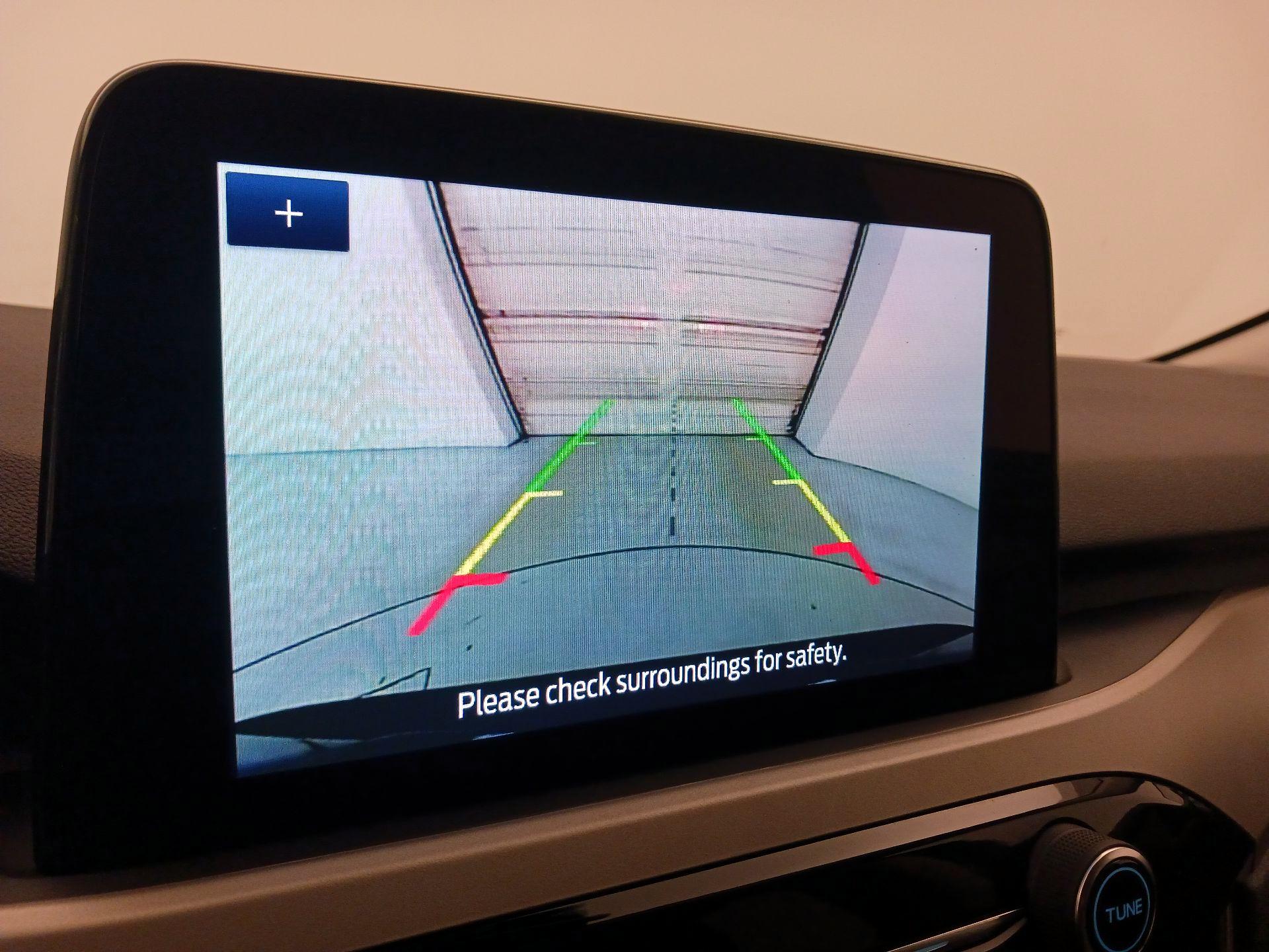 Thumbnail: 2022 Ford Escape - 14