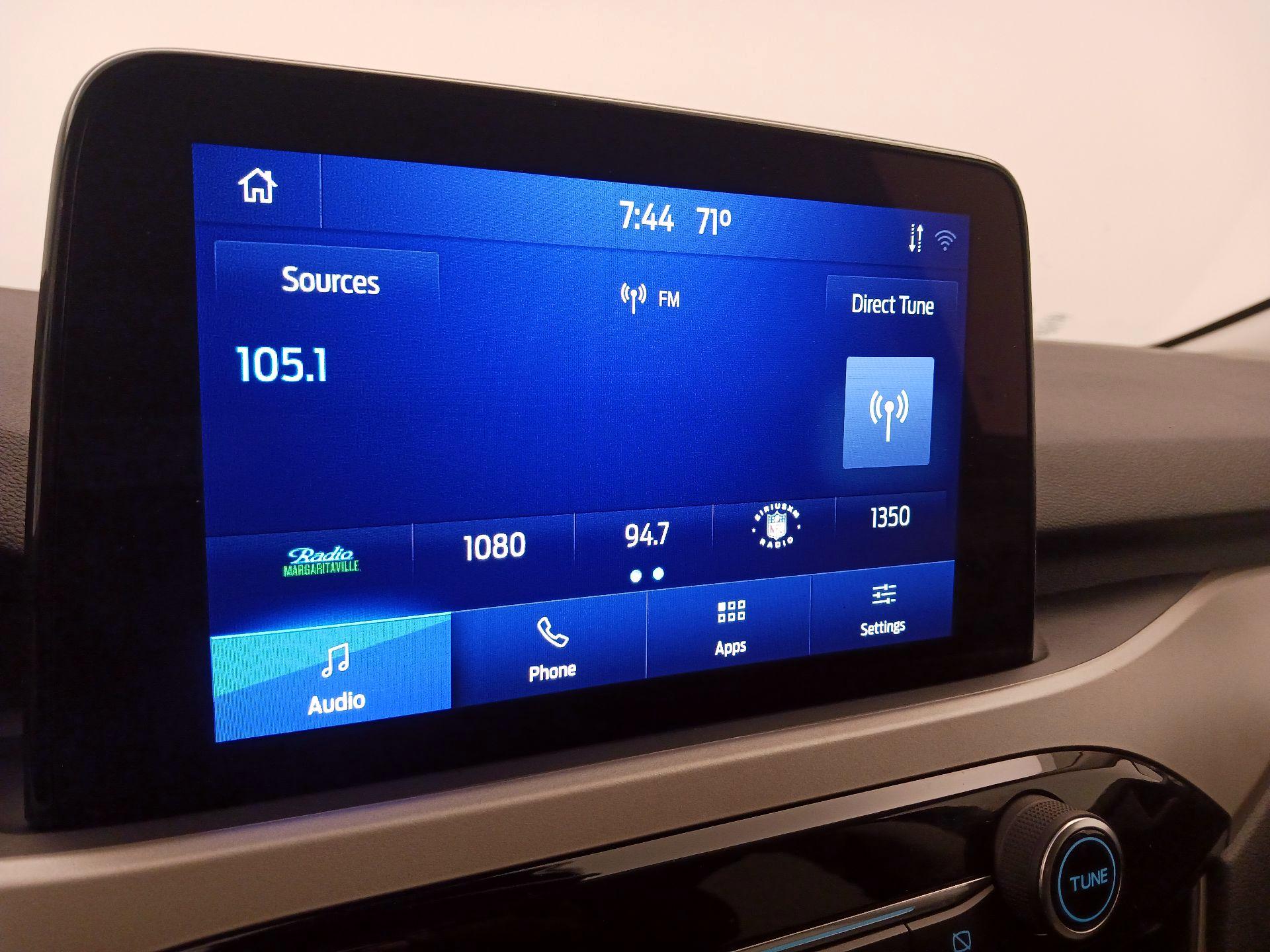 Thumbnail: 2022 Ford Escape - 15