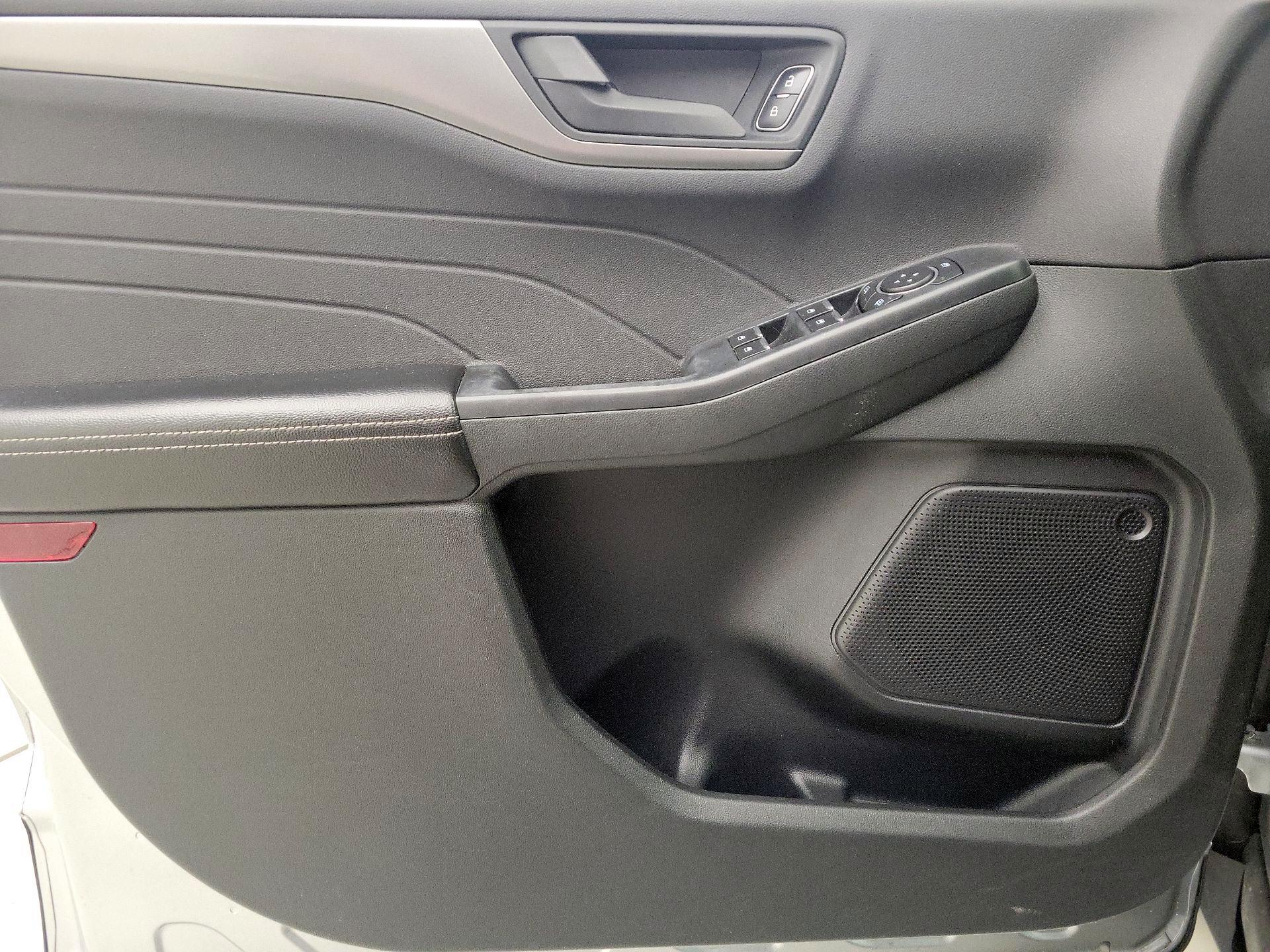 Thumbnail: 2023 Ford Escape - 12