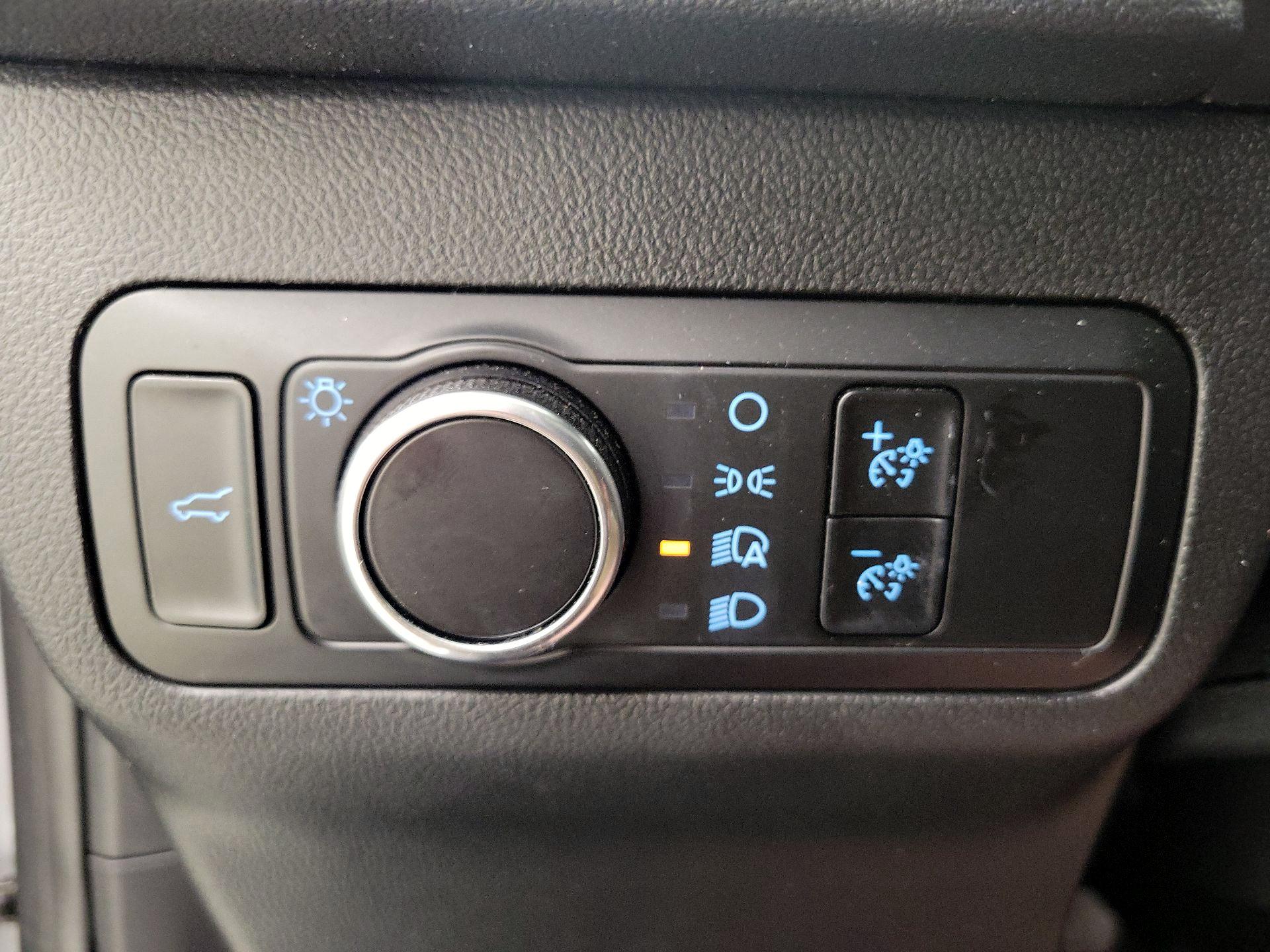 Thumbnail: 2023 Ford Escape - 13