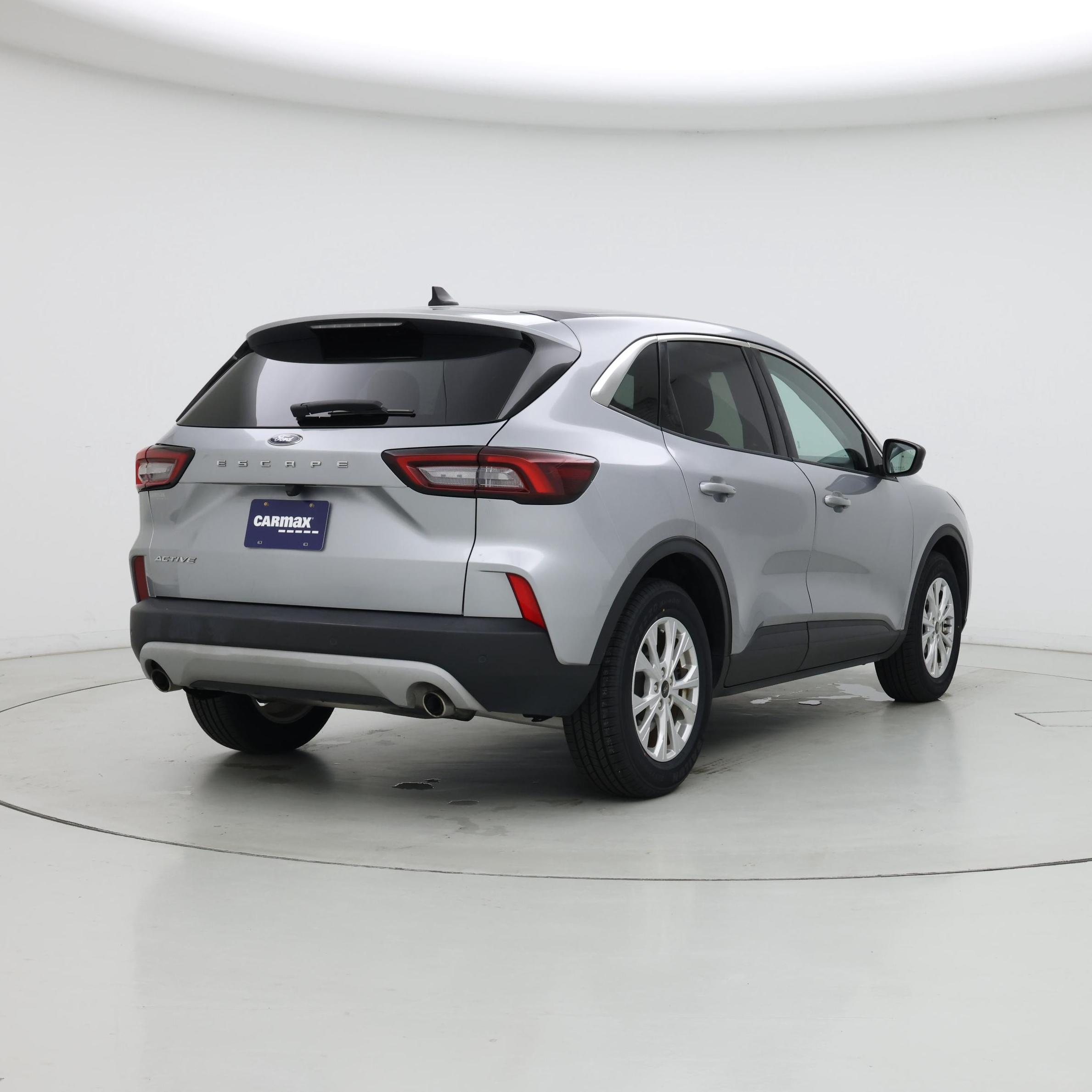 Thumbnail: 2023 Ford Escape - 8