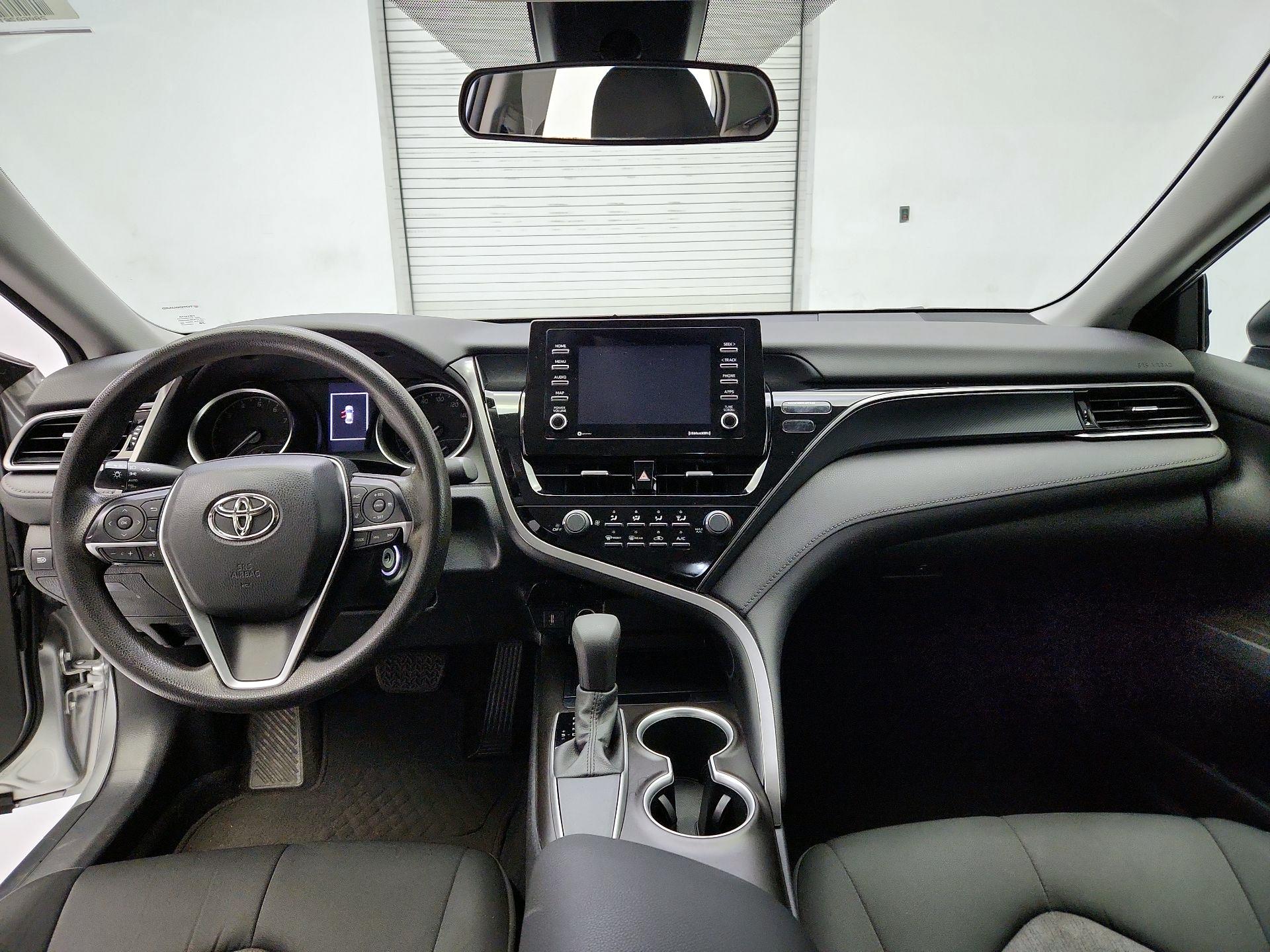 Thumbnail: 2021 Toyota Camry - 9