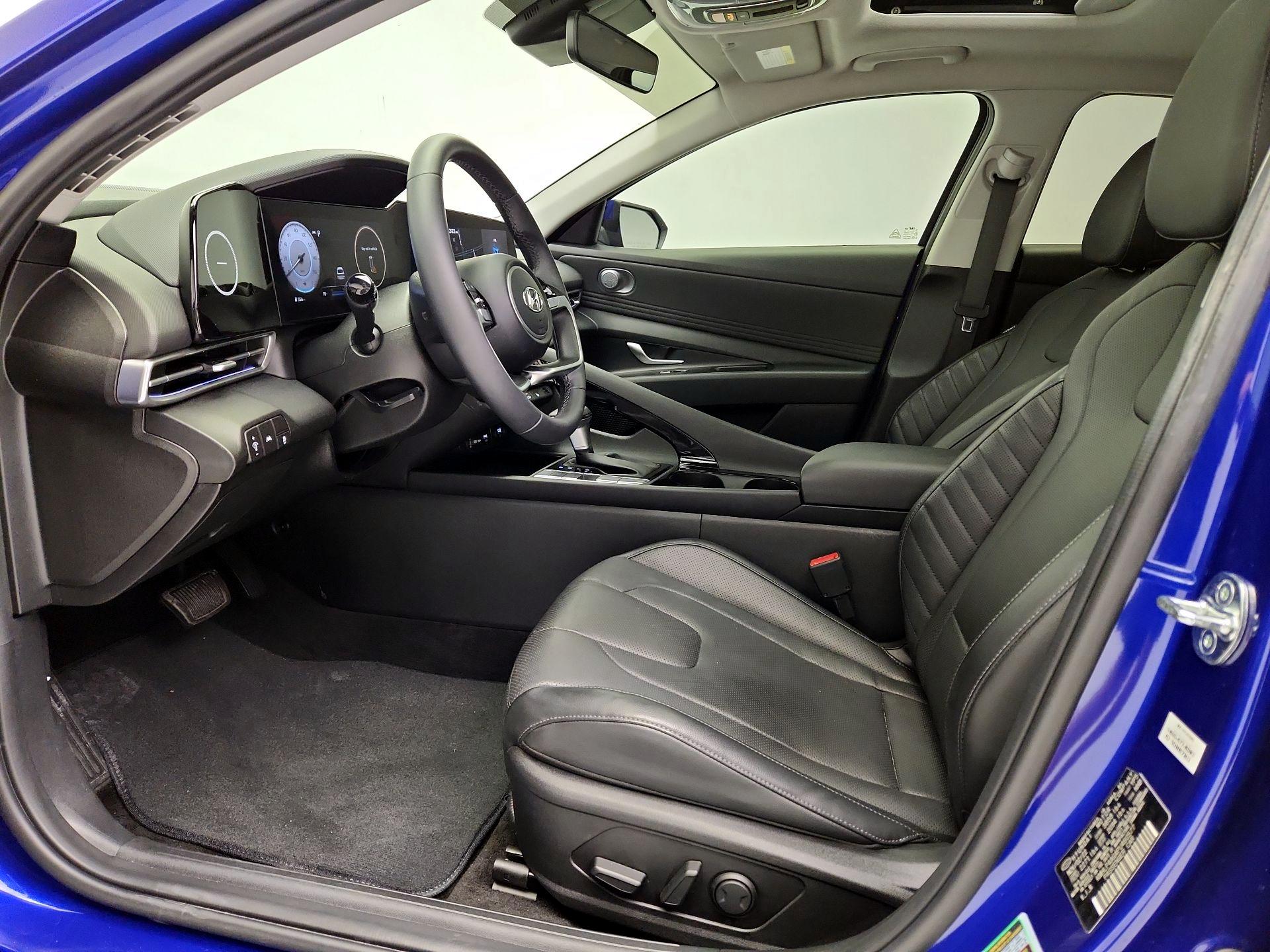 Thumbnail: 2023 Hyundai Elantra - 11