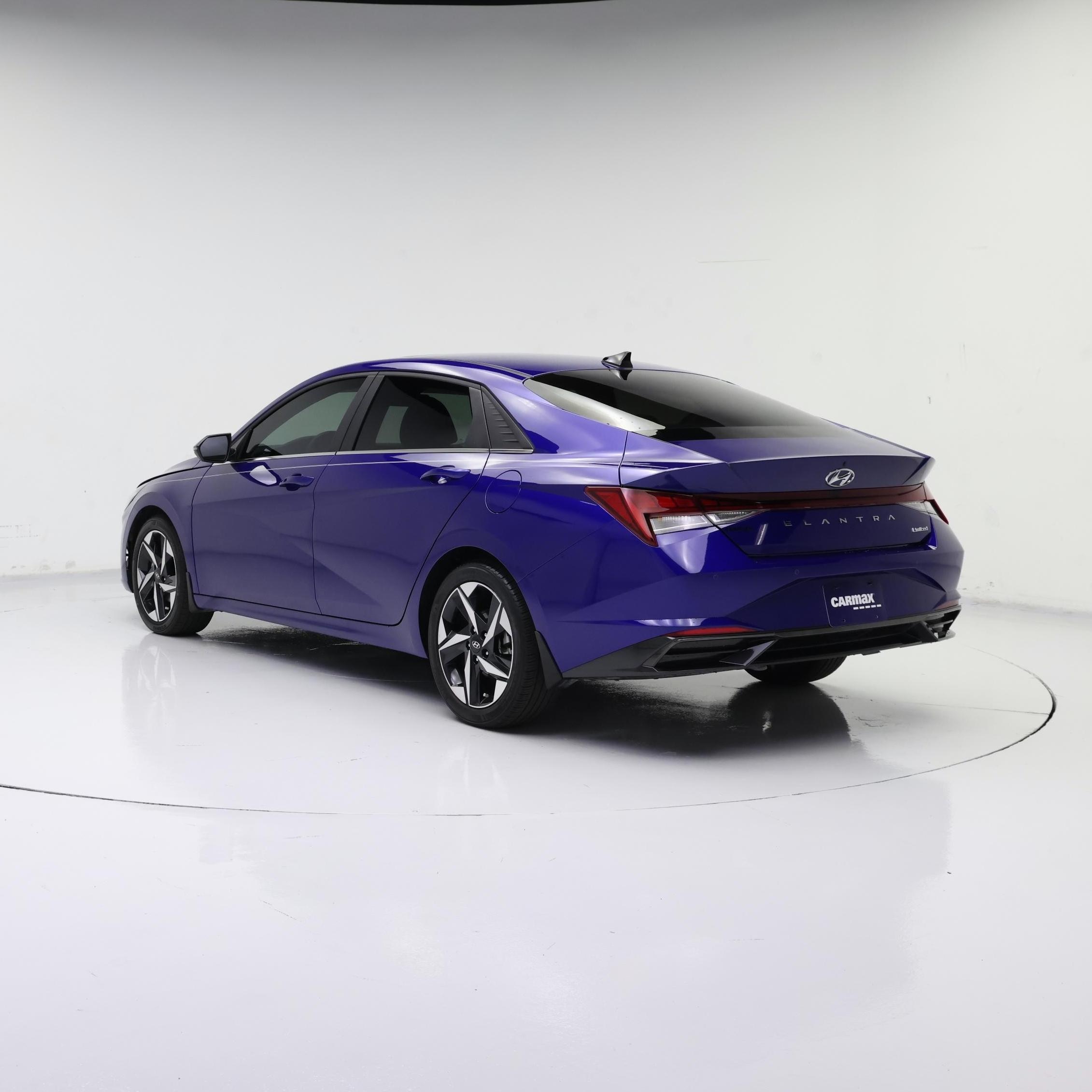 Thumbnail: 2023 Hyundai Elantra - 2