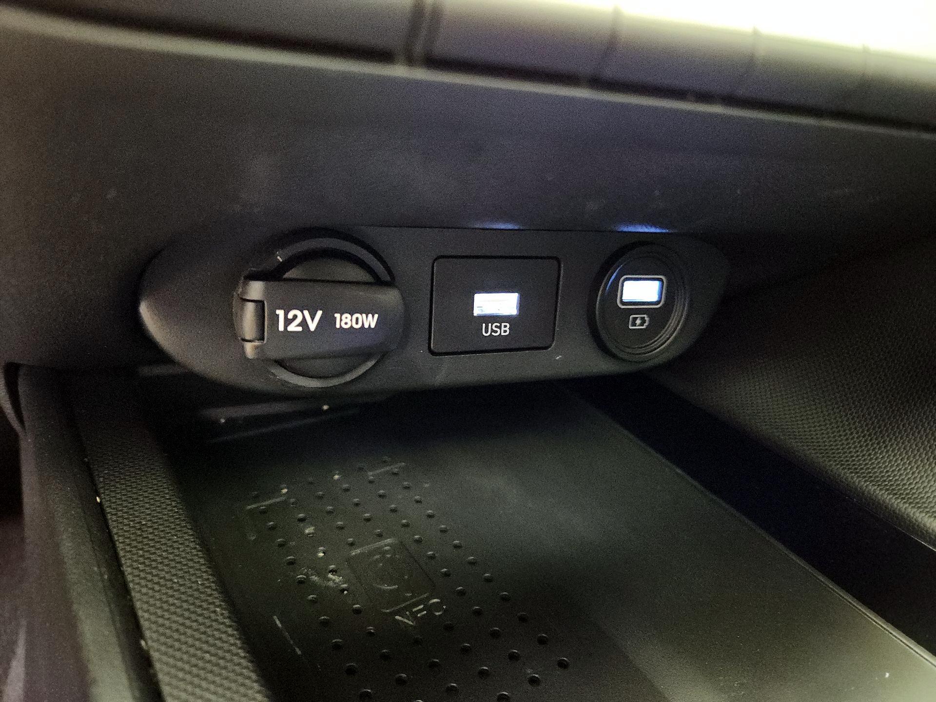 Thumbnail: 2023 Hyundai Elantra - 19