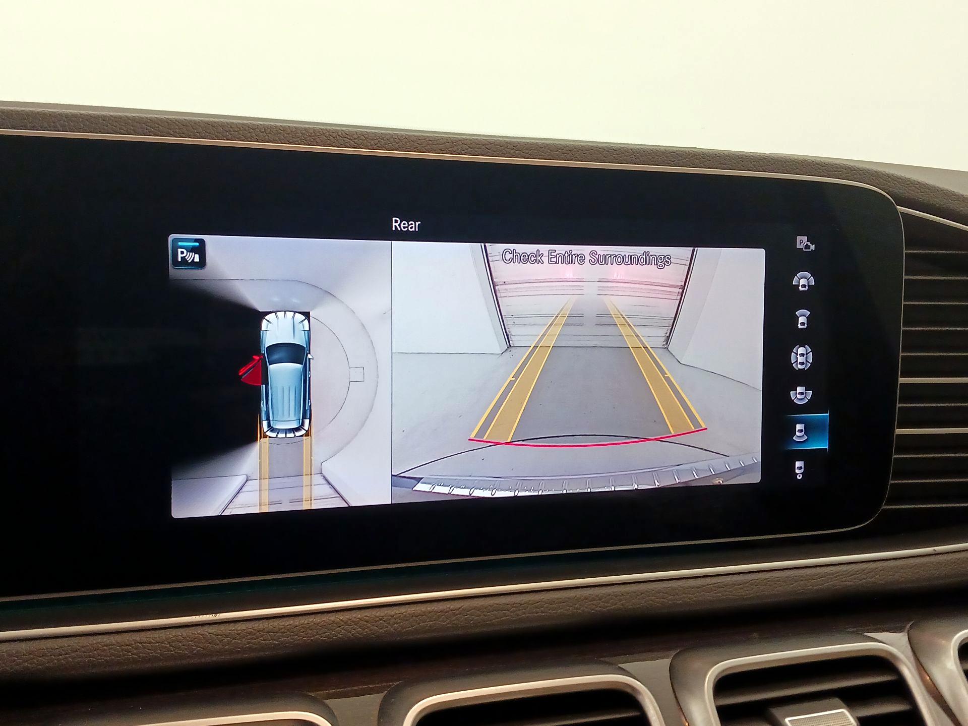 Thumbnail: 2020 Mercedes-Benz GLE - 15