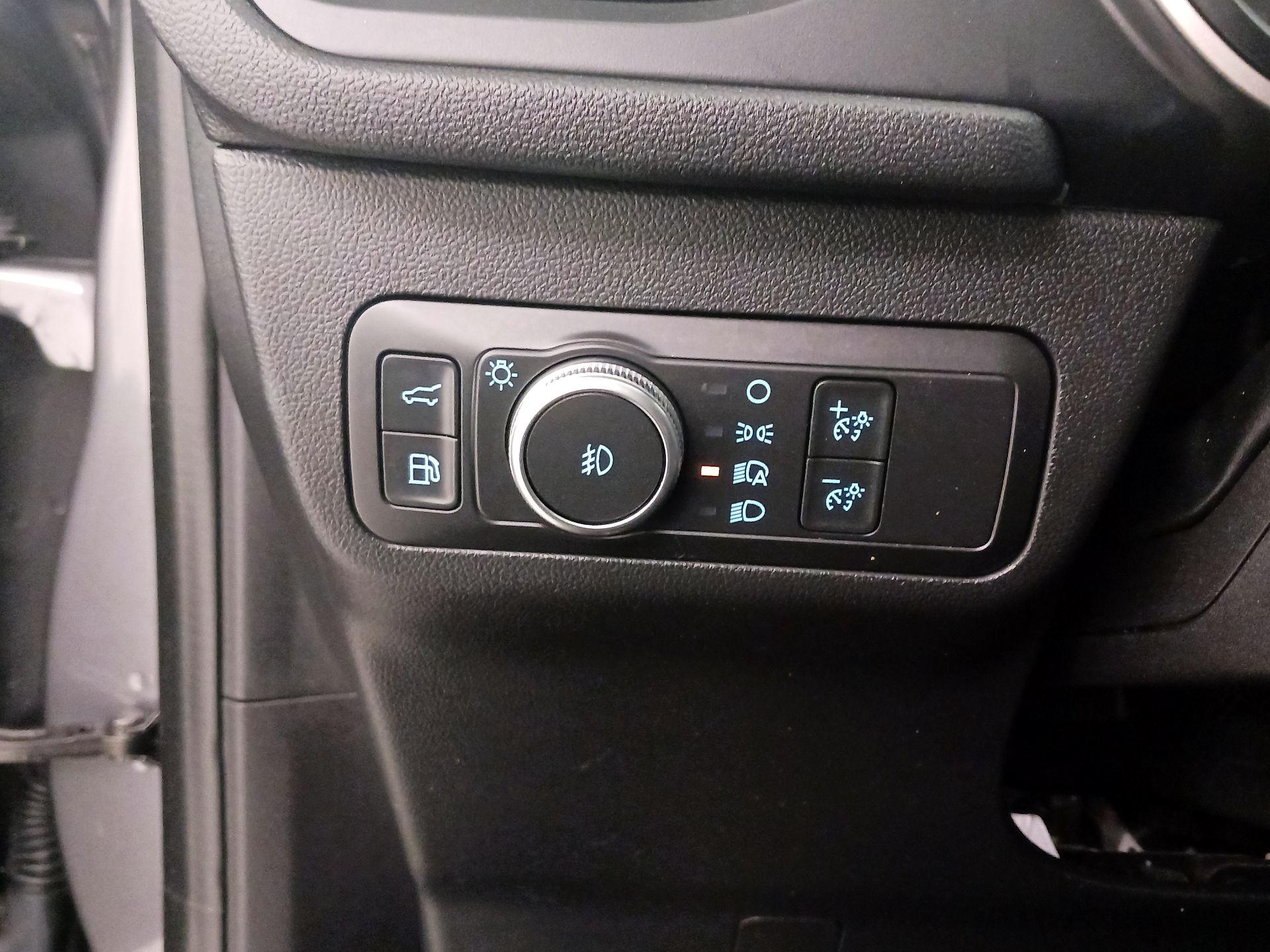 Thumbnail: 2021 Ford Escape - 13