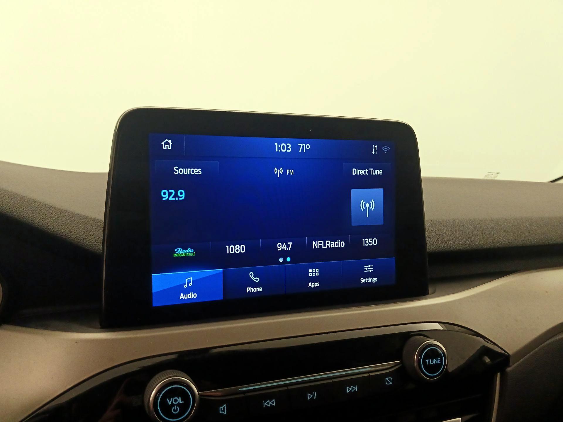 Thumbnail: 2021 Ford Escape - 15