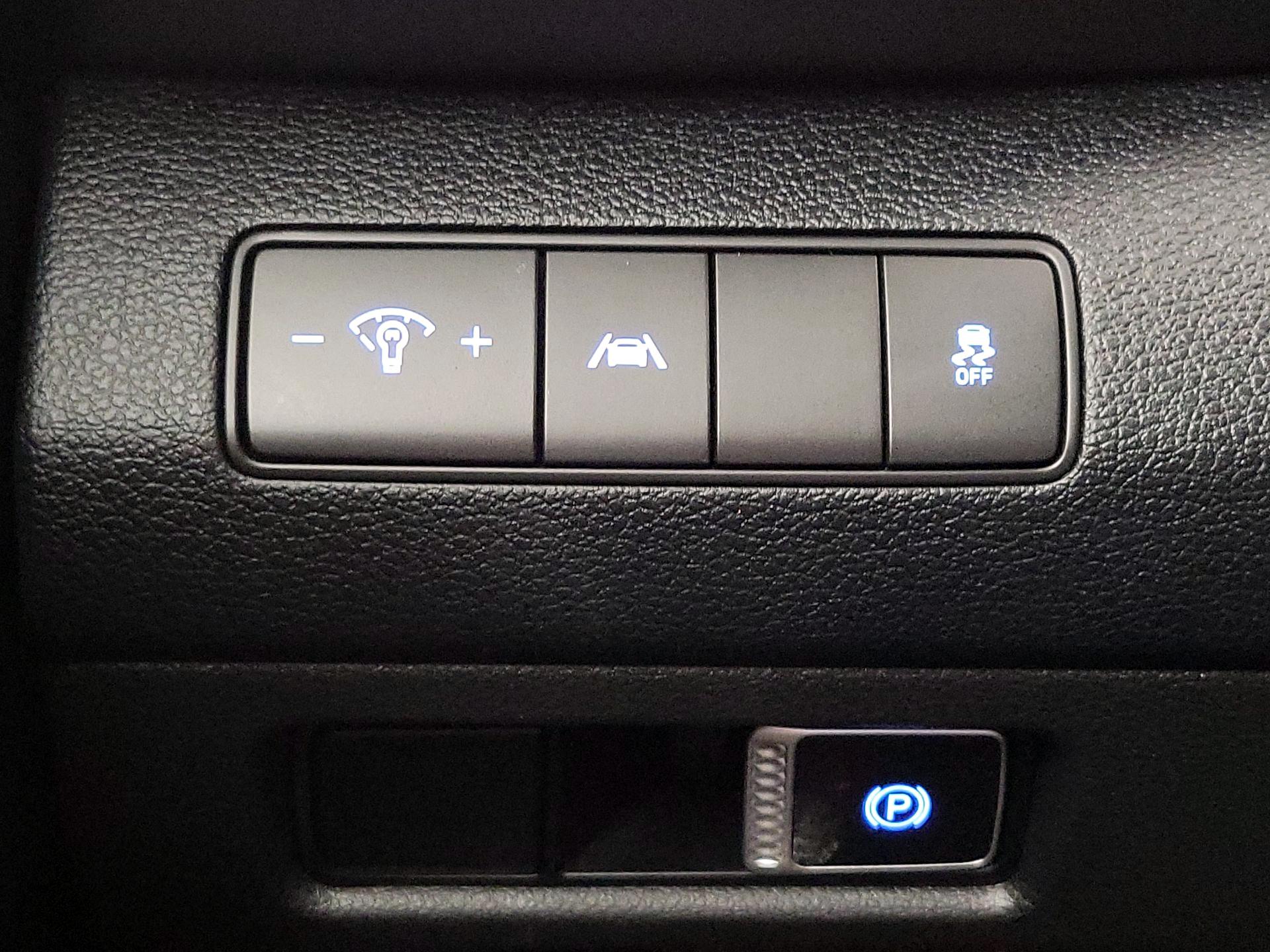 Thumbnail: 2021 Hyundai Santa Fe - 13