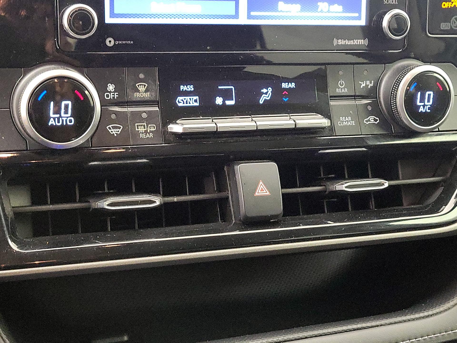 Thumbnail: 2020 Toyota Highlander - 16