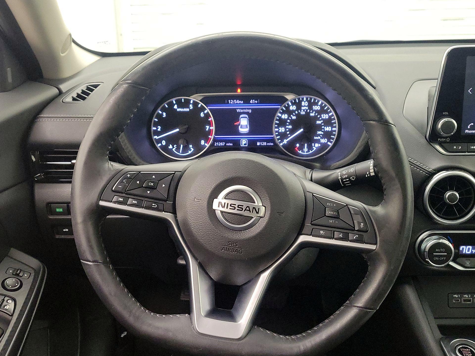 Thumbnail: 2020 Nissan Sentra - 10