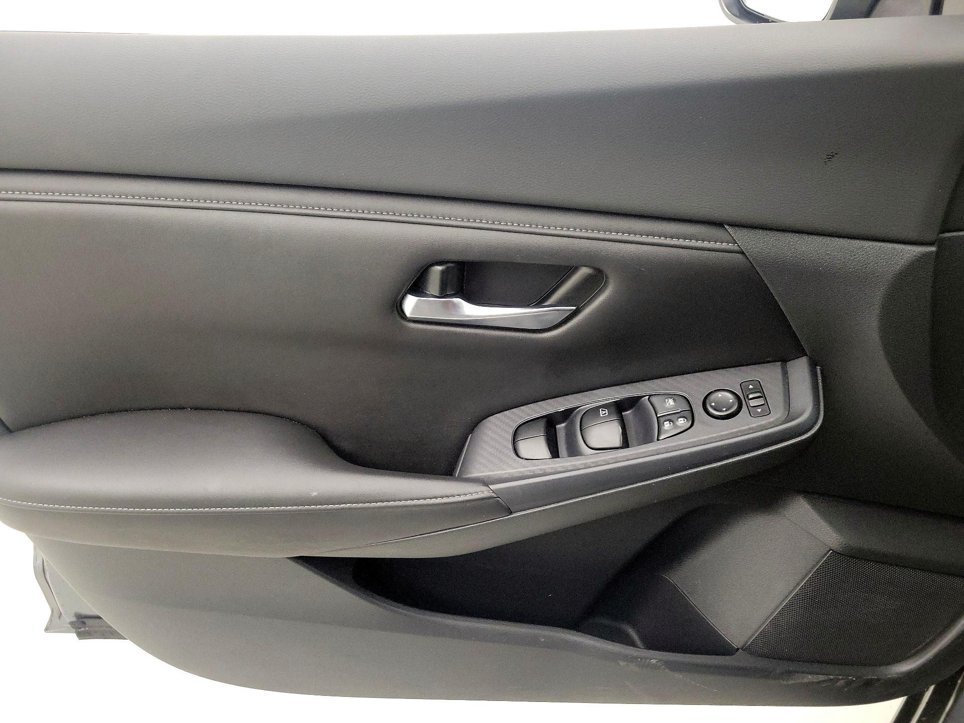 Thumbnail: 2020 Nissan Sentra - 12