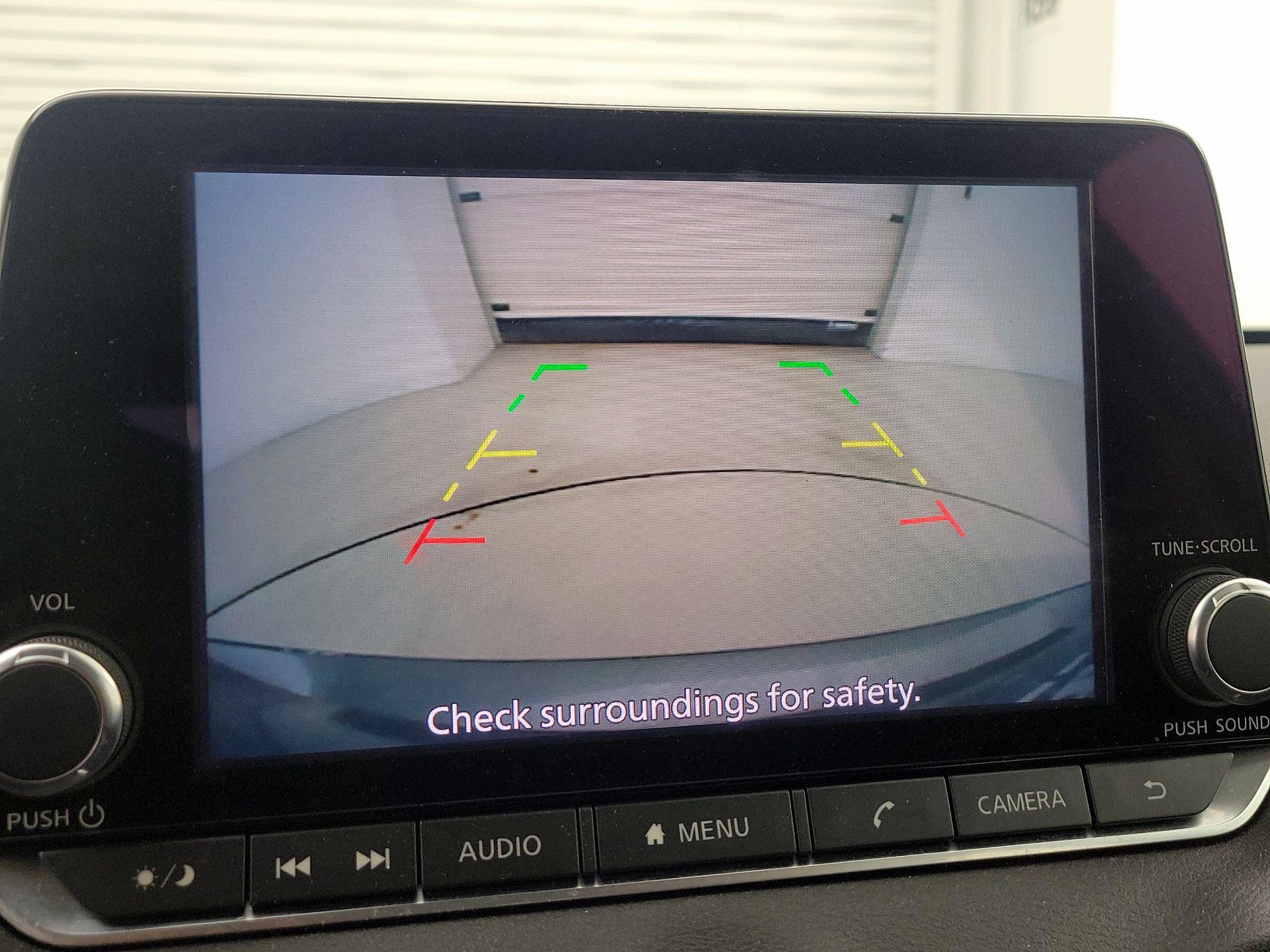 Thumbnail: 2020 Nissan Sentra - 14