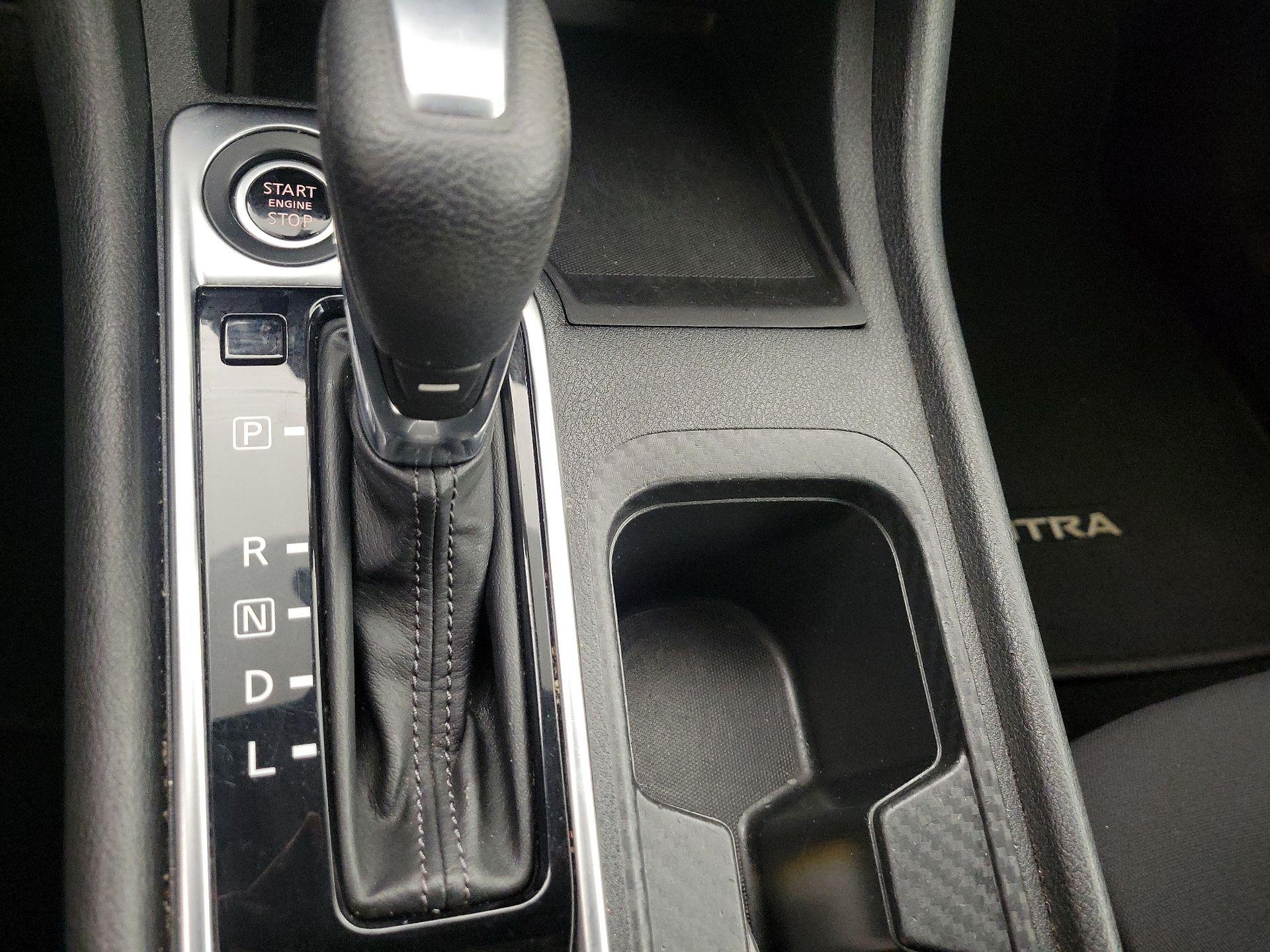 Thumbnail: 2020 Nissan Sentra - 17