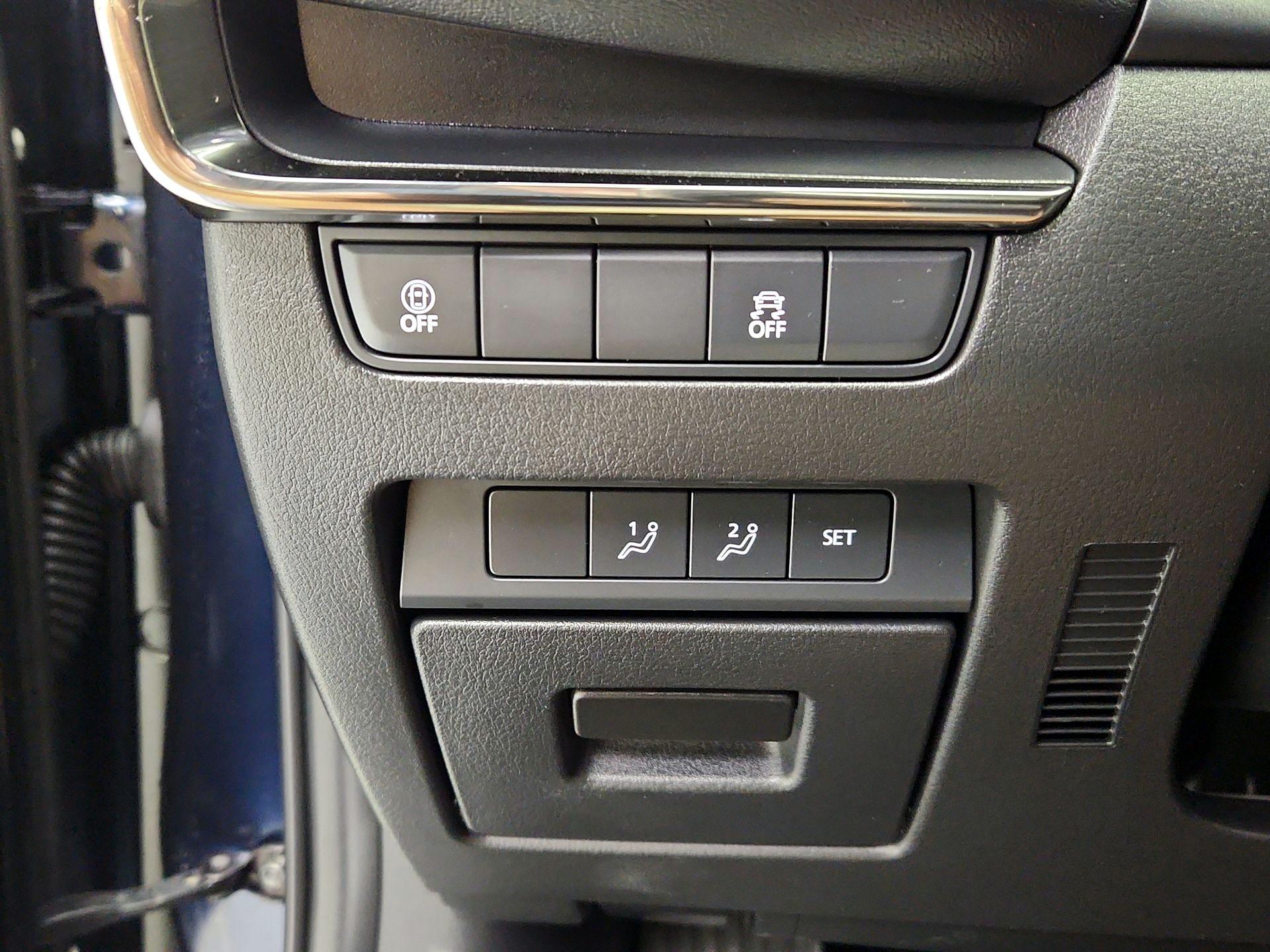 Thumbnail: 2022 Mazda Mazda3 - 13