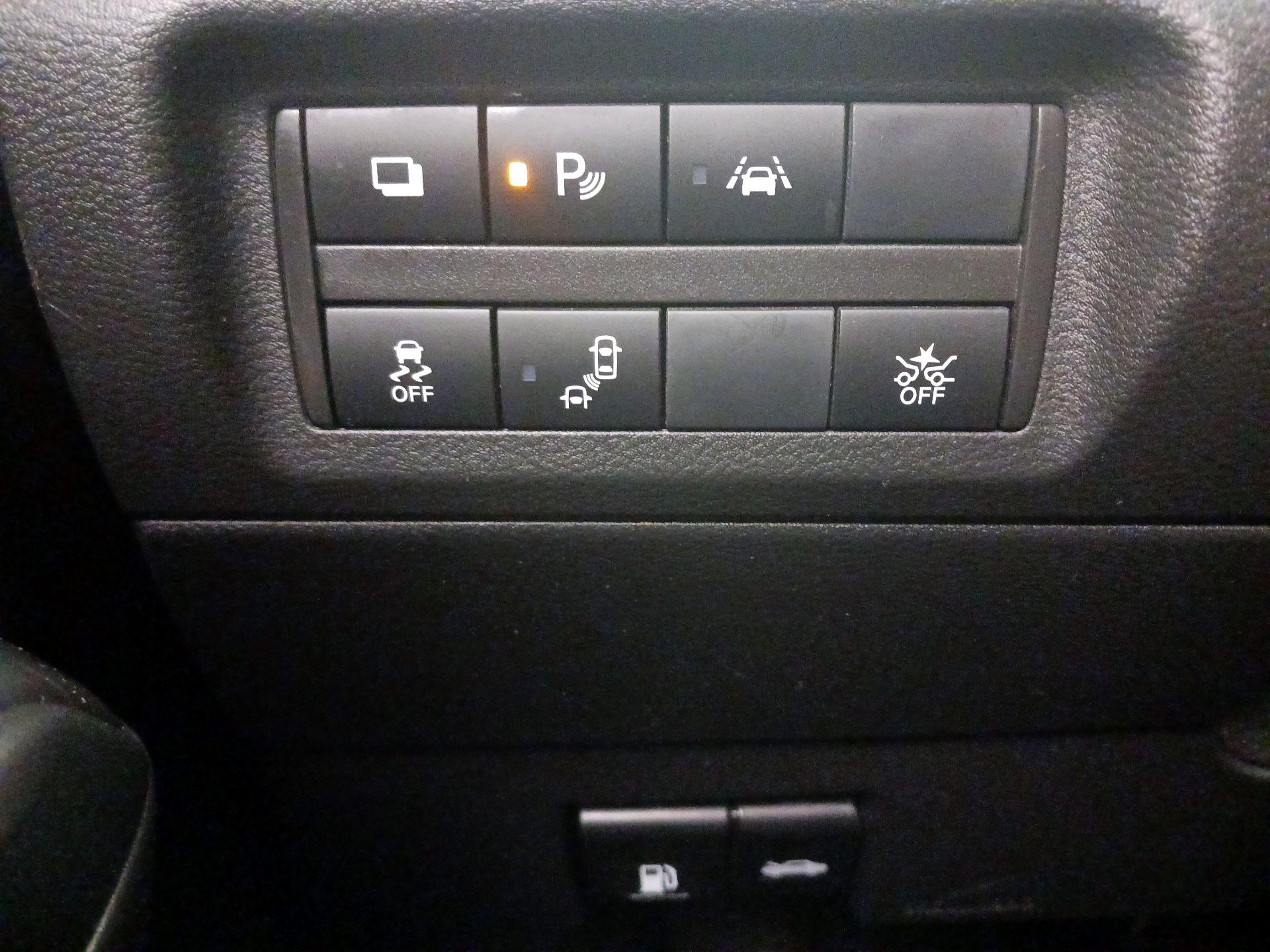 Thumbnail: 2023 Nissan Kicks - 13